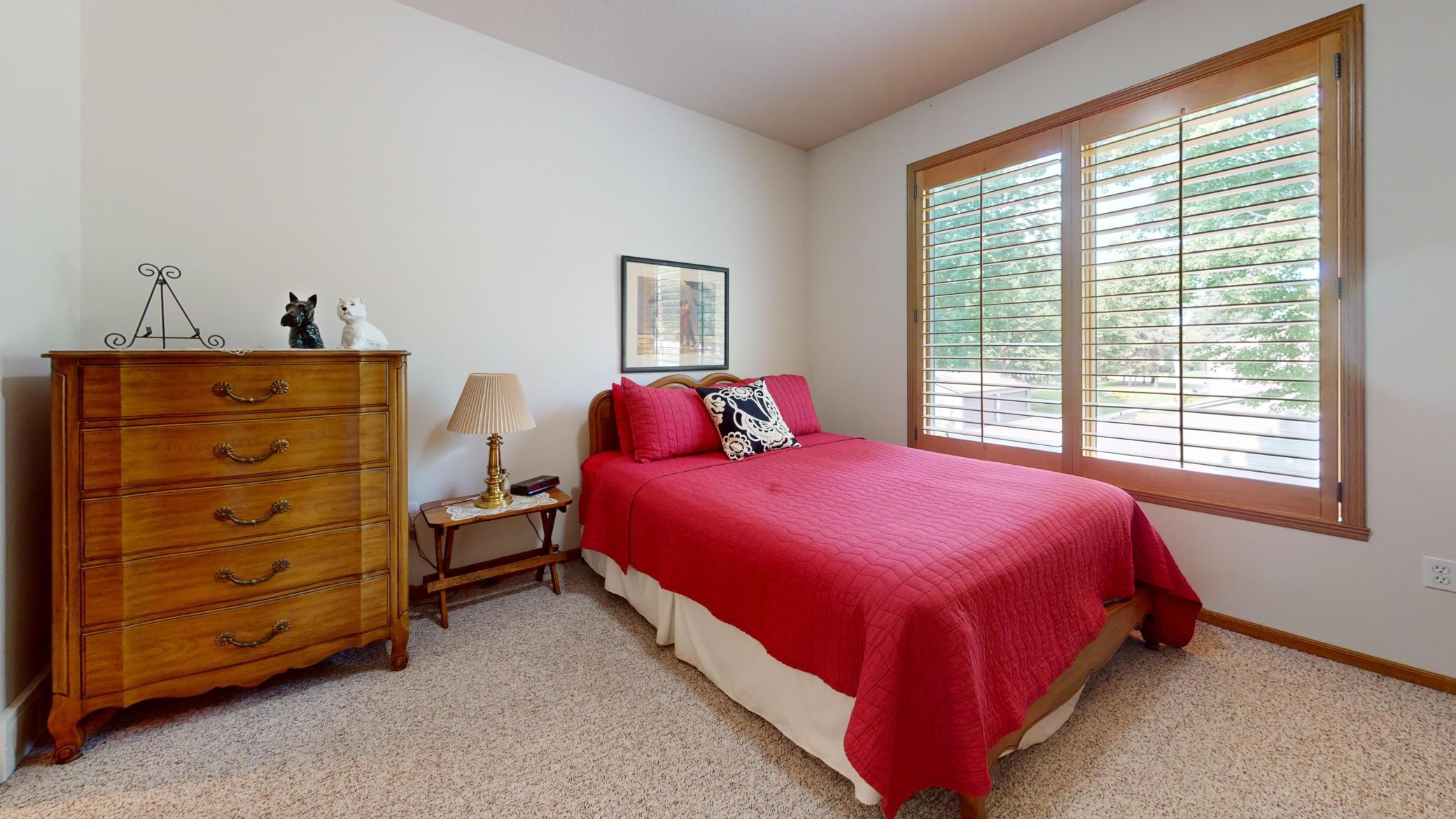 2003 twin home for sale at 1832 Nodaway Drive in Detroit Lakes, MN — 3 bed, 3 bath (photo 28 of 51)