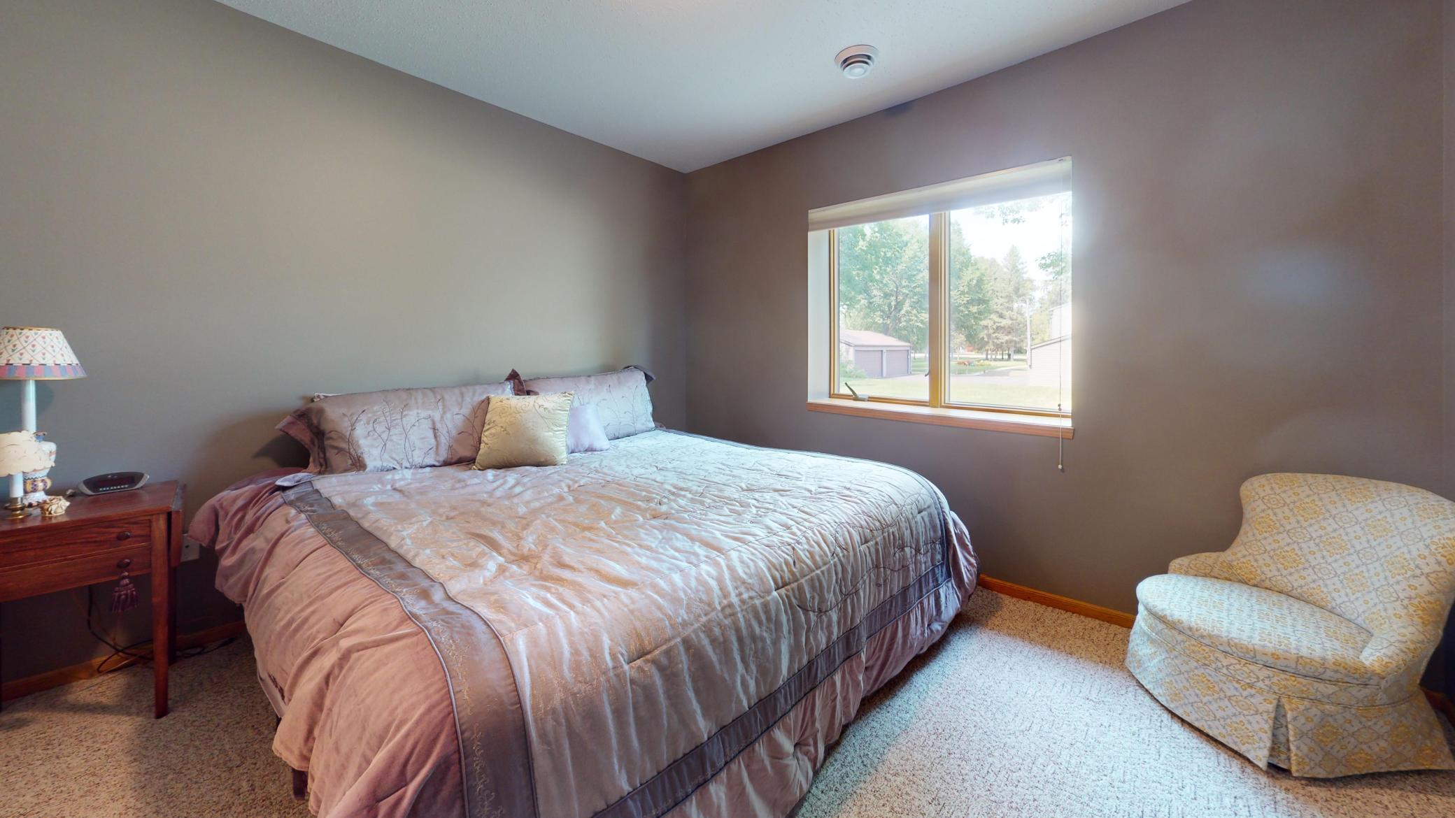2003 twin home for sale at 1832 Nodaway Drive in Detroit Lakes, MN — 3 bed, 3 bath (photo 39 of 51)