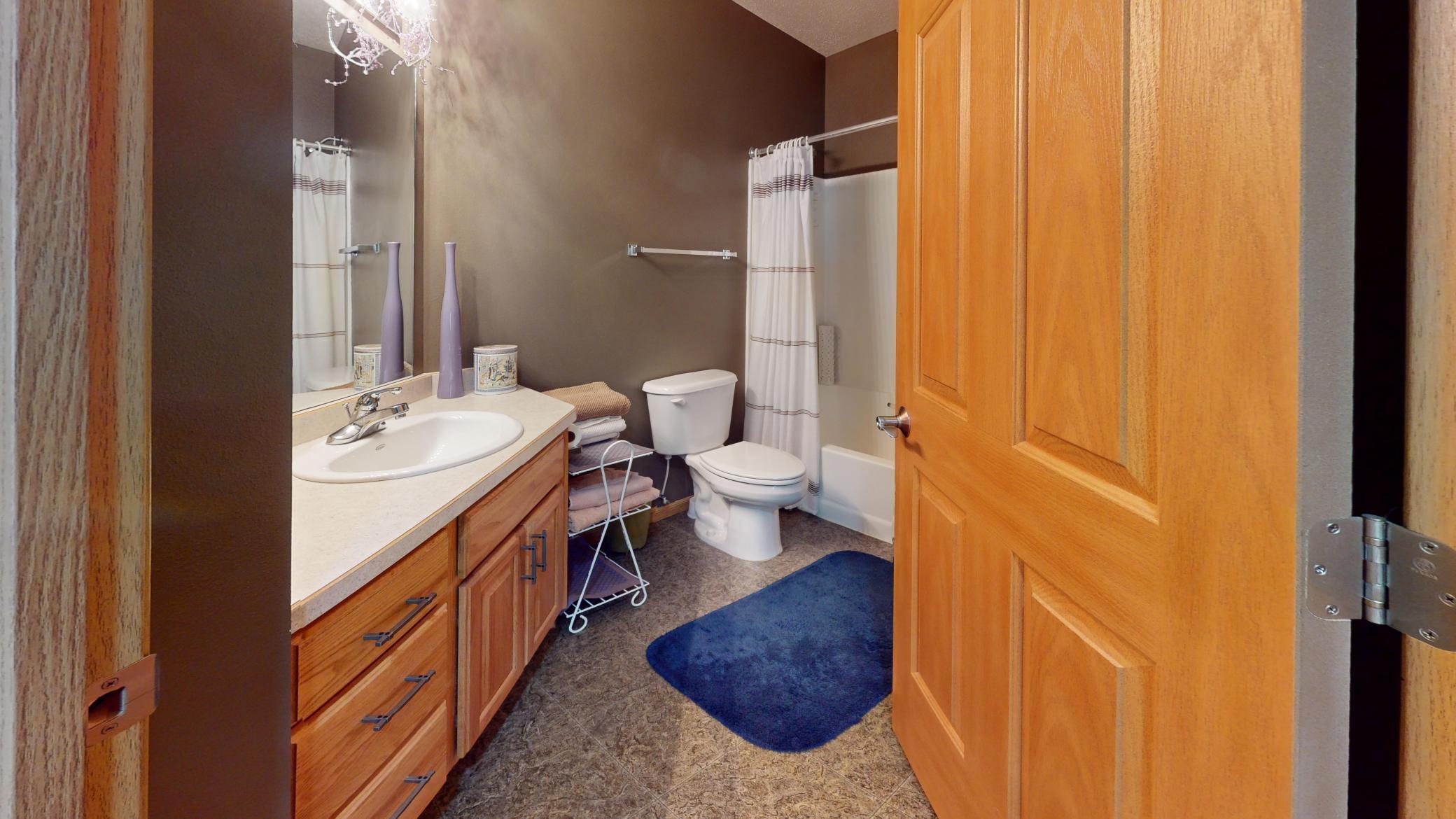 2003 twin home for sale at 1832 Nodaway Drive in Detroit Lakes, MN — 3 bed, 3 bath (photo 41 of 51)