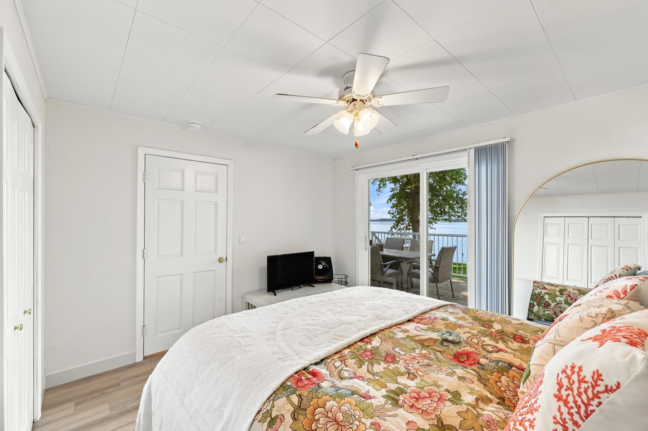 1936 single family home for sale at 1244 E Shore Drive in Detroit Lakes, MN — 3 bed, 3 bath (photo 13 of 45)