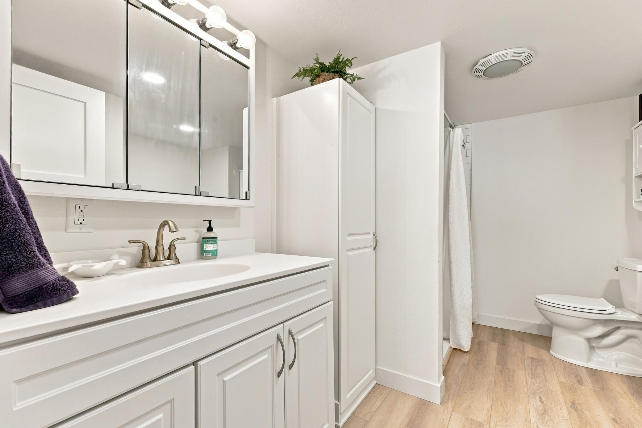 1936 single family home for sale at 1244 E Shore Drive in Detroit Lakes, MN — 3 bed, 3 bath (photo 14 of 45)