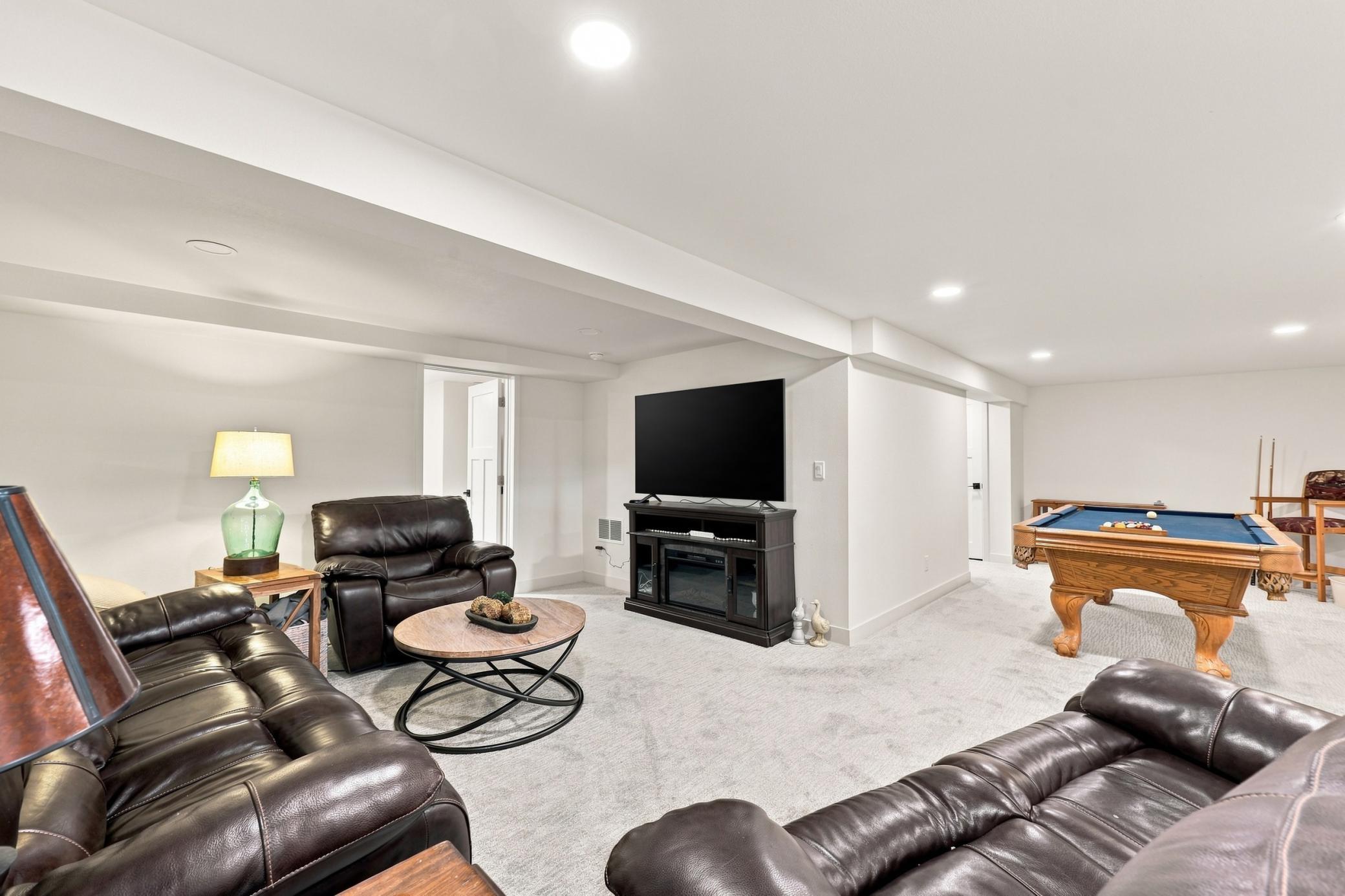 1936 single family home for sale at 1244 E Shore Drive in Detroit Lakes, MN — 3 bed, 3 bath (photo 19 of 45)