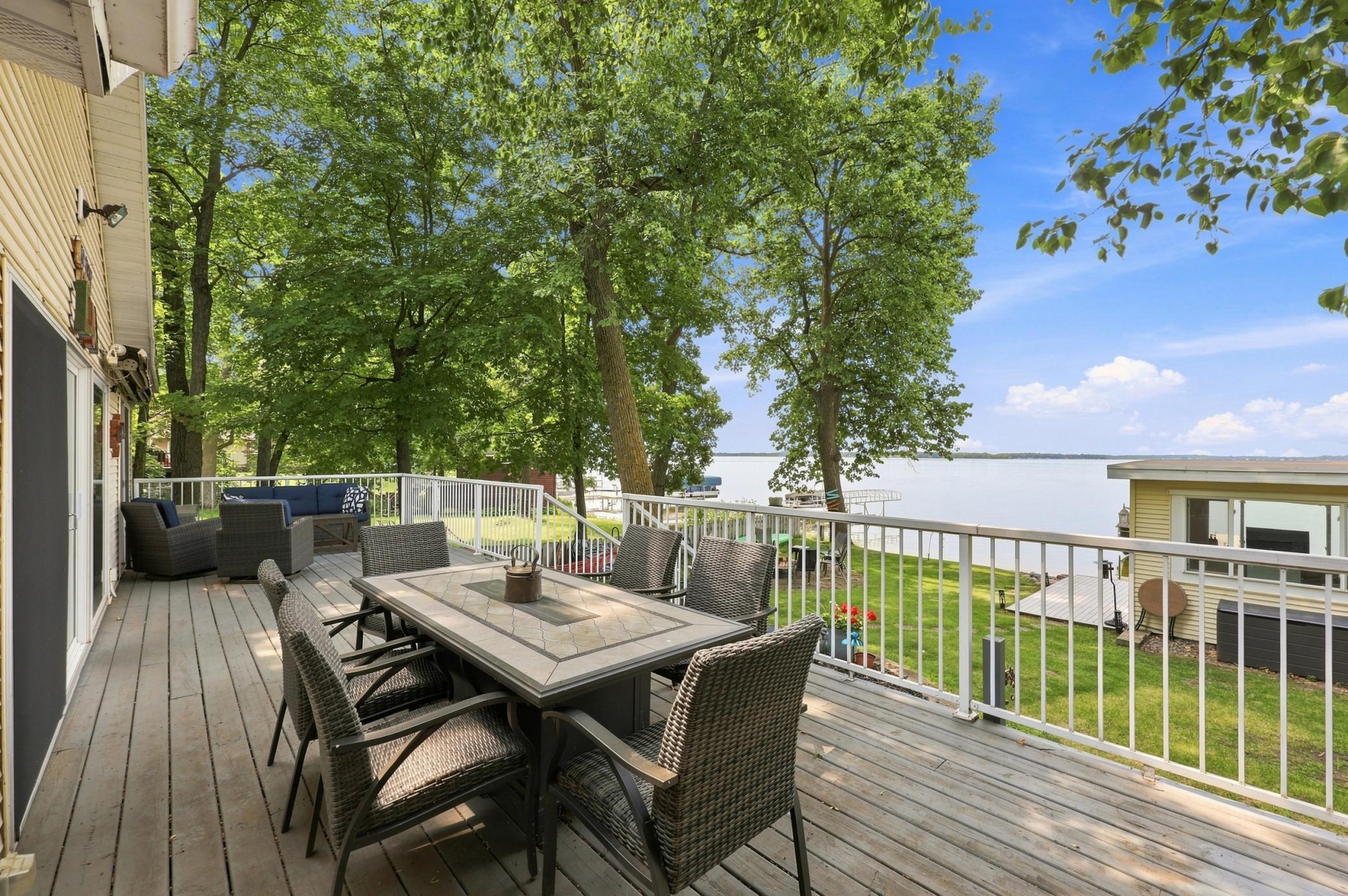 1936 single family home for sale at 1244 E Shore Drive in Detroit Lakes, MN — 3 bed, 3 bath (photo 30 of 45)