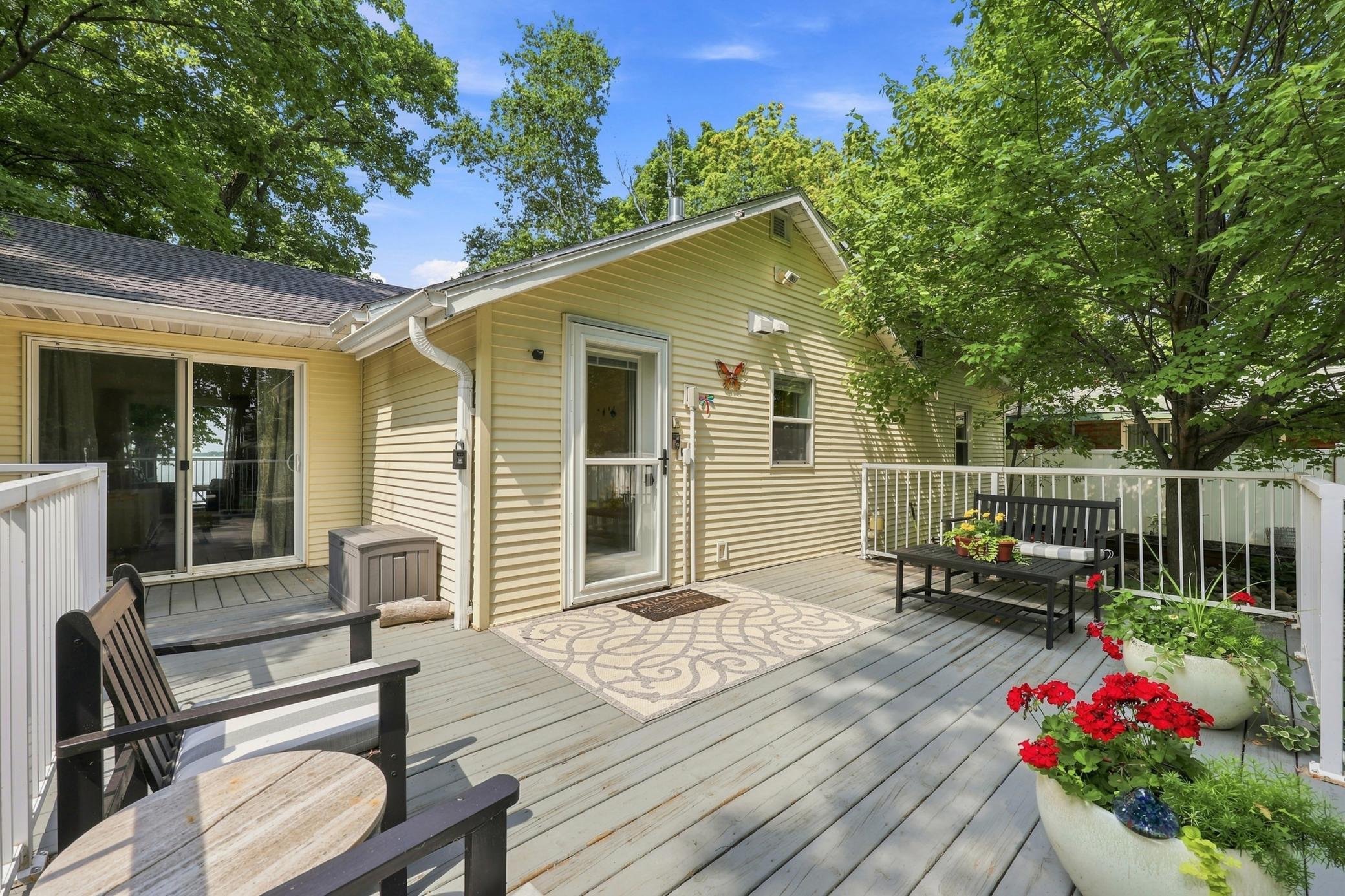 1936 single family home for sale at 1244 E Shore Drive in Detroit Lakes, MN — 3 bed, 3 bath (photo 40 of 45)
