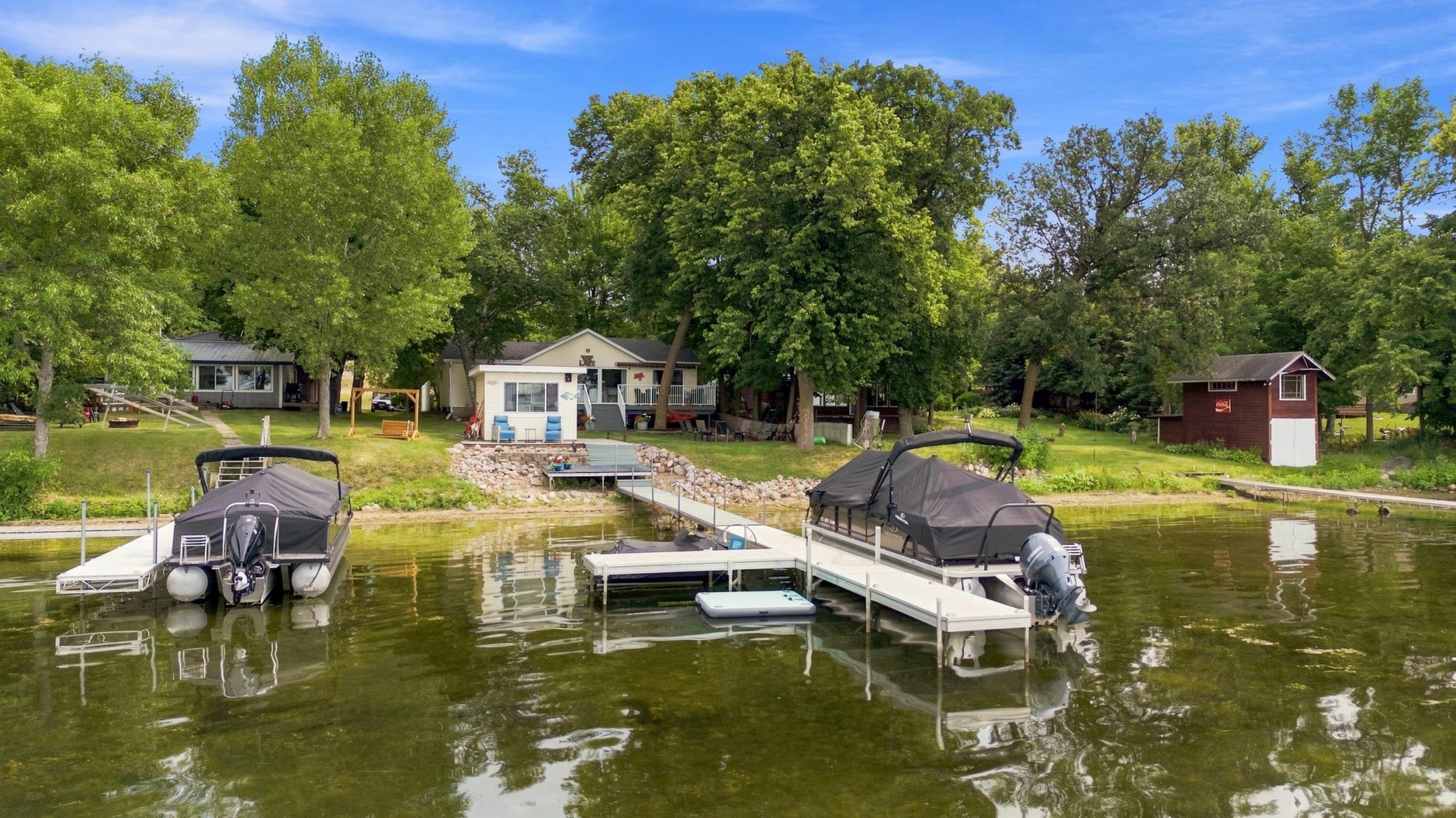 1936 single family home for sale at 1244 E Shore Drive in Detroit Lakes, MN — 3 bed, 3 bath (photo 42 of 45)