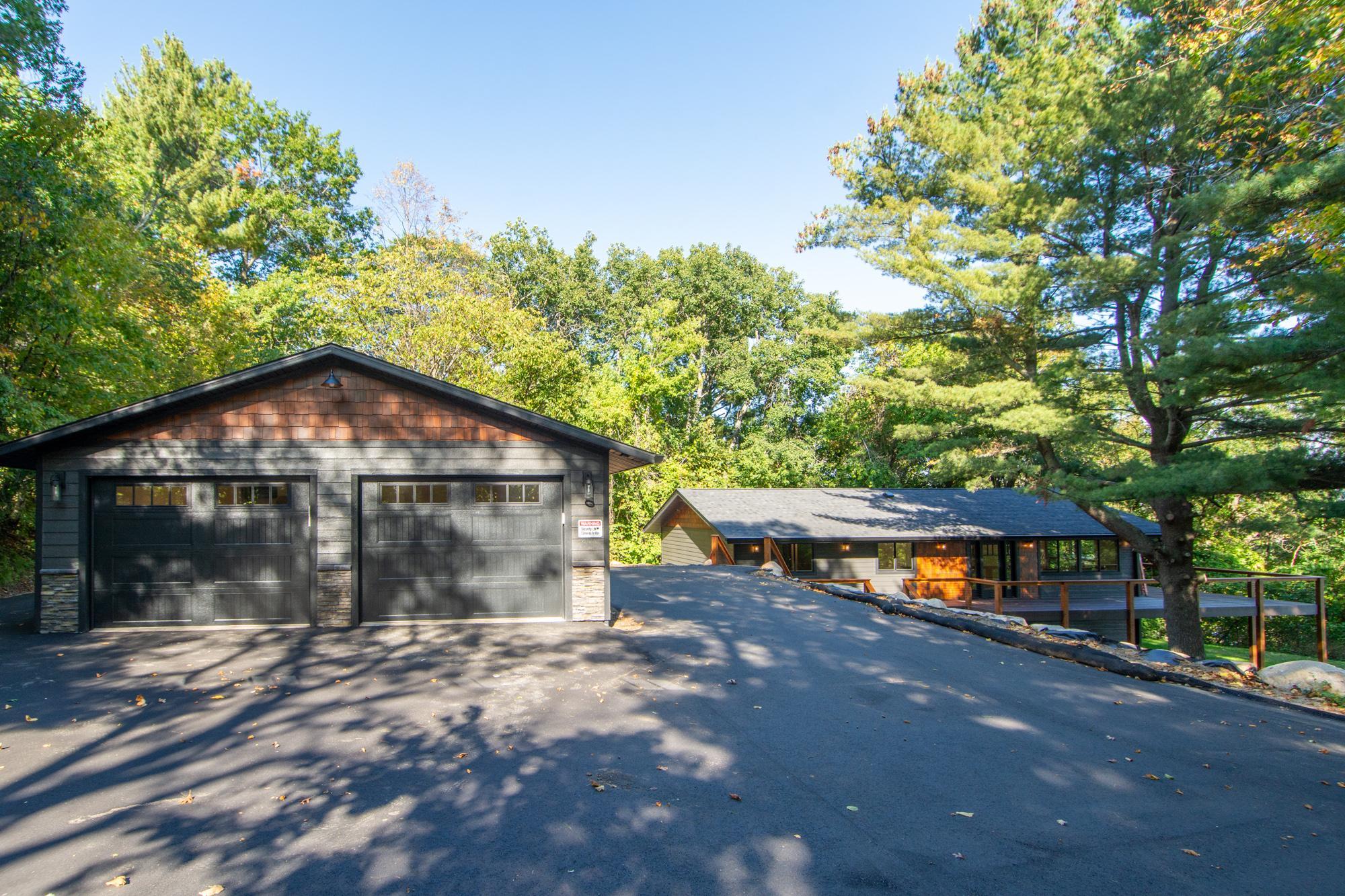 1979 single family home for sale at 16296 Tower Drive in Brainerd, MN — 5 bed, 3 bath (photo 14 of 75)