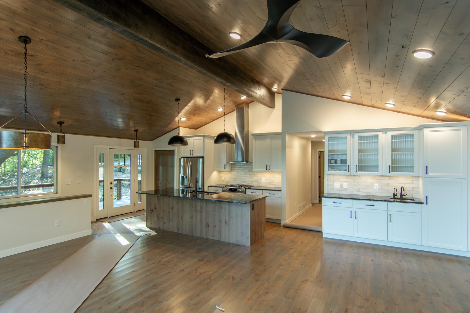 1979 single family home for sale at 16296 Tower Drive in Brainerd, MN — 5 bed, 3 bath (photo 17 of 75)