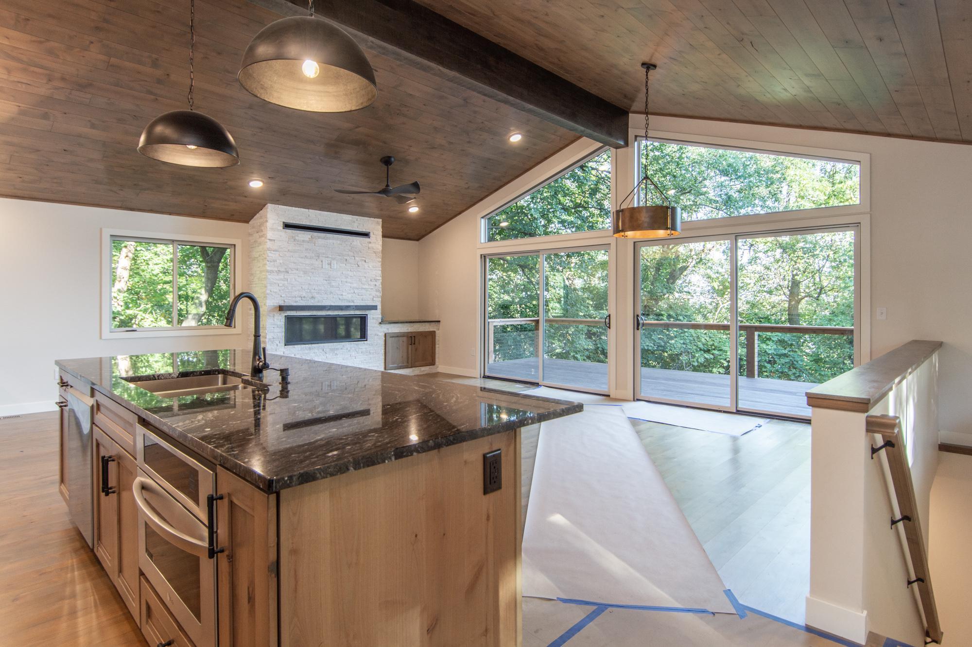 1979 single family home for sale at 16296 Tower Drive in Brainerd, MN — 5 bed, 3 bath (photo 25 of 75)