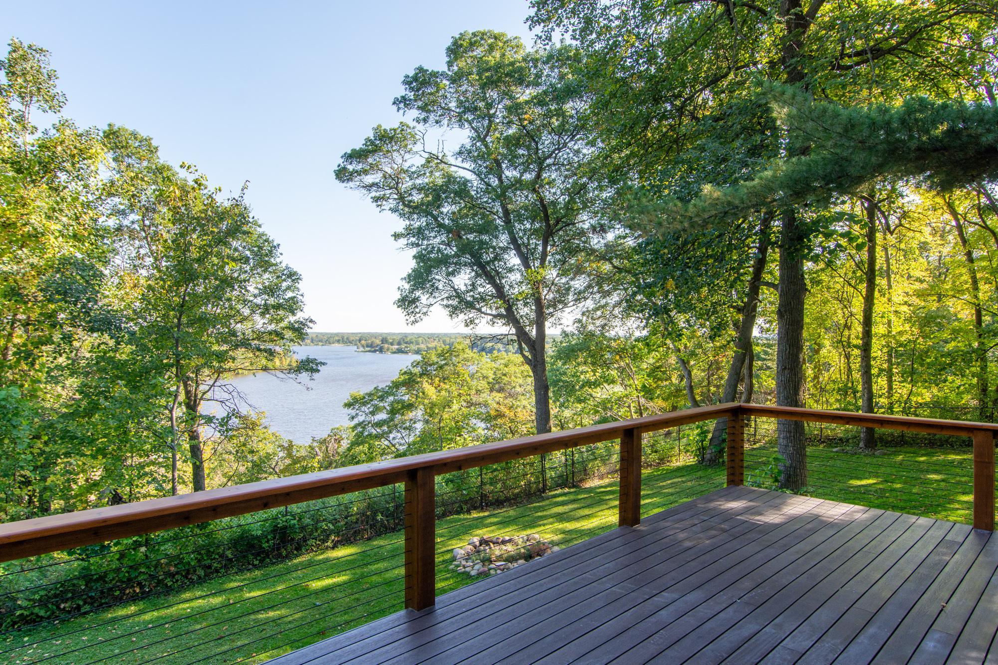 1979 single family home for sale at 16296 Tower Drive in Brainerd, MN — 5 bed, 3 bath (photo 3 of 75)
