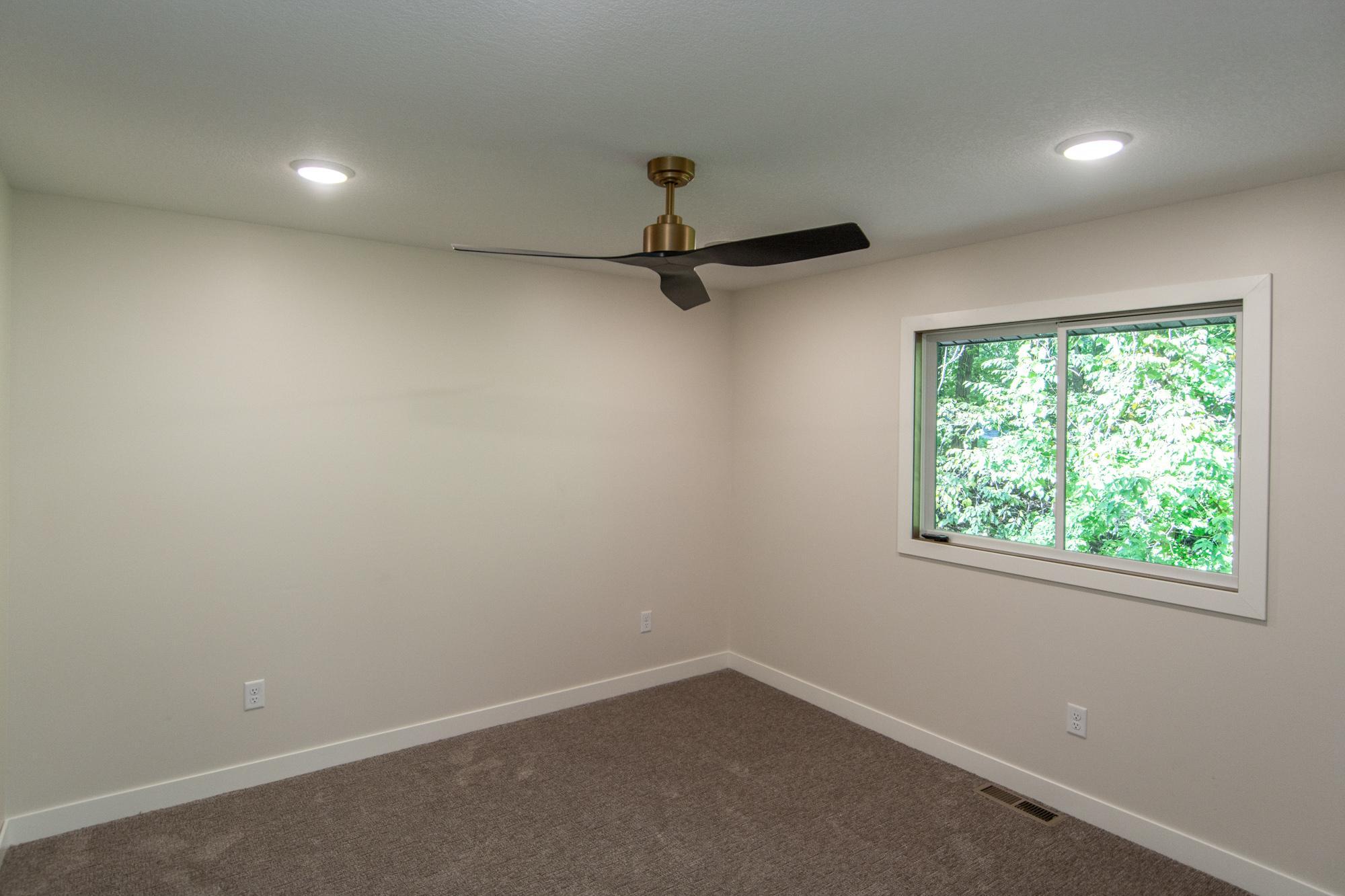 1979 single family home for sale at 16296 Tower Drive in Brainerd, MN — 5 bed, 3 bath (photo 41 of 75)