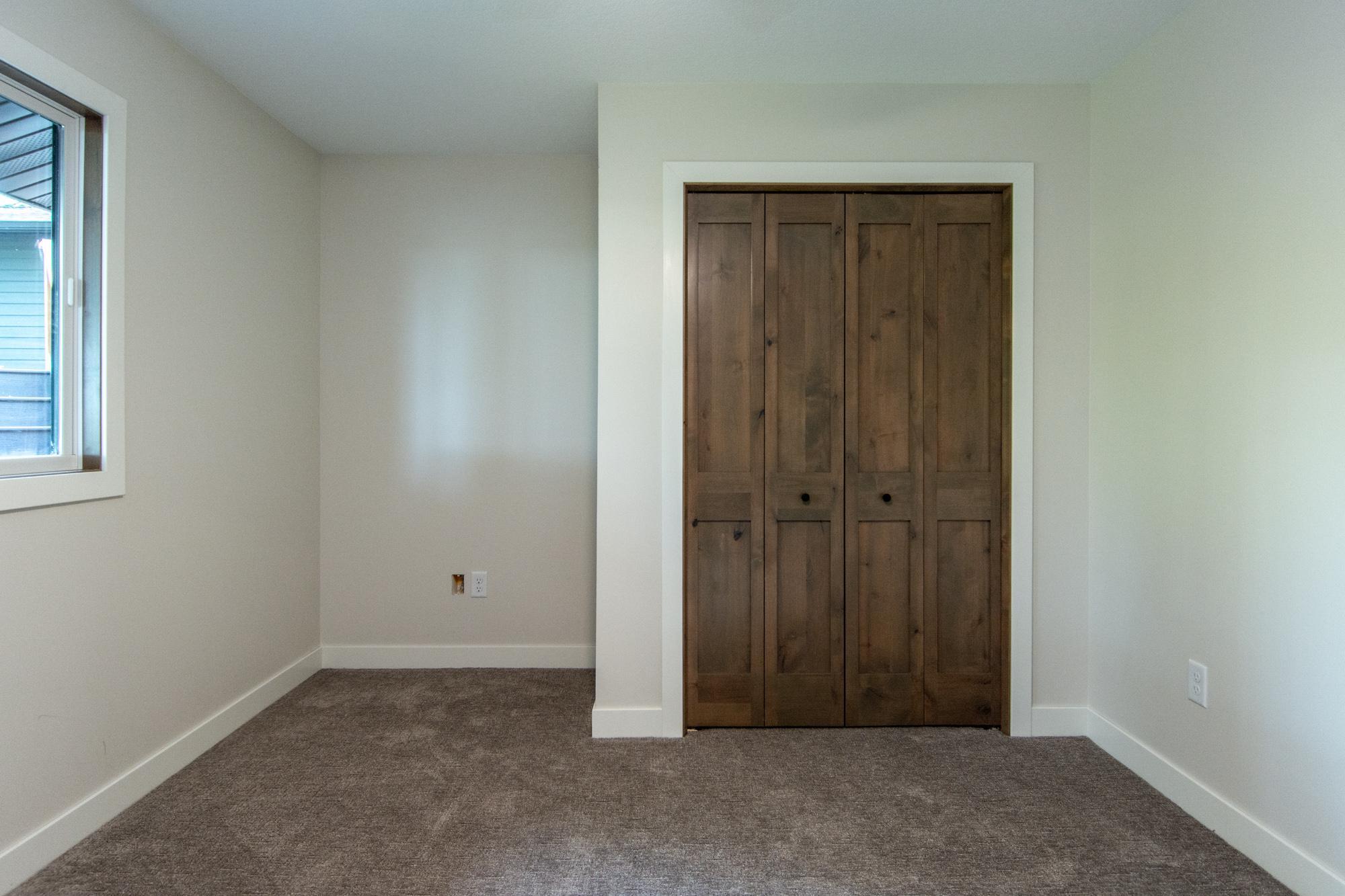 1979 single family home for sale at 16296 Tower Drive in Brainerd, MN — 5 bed, 3 bath (photo 48 of 75)