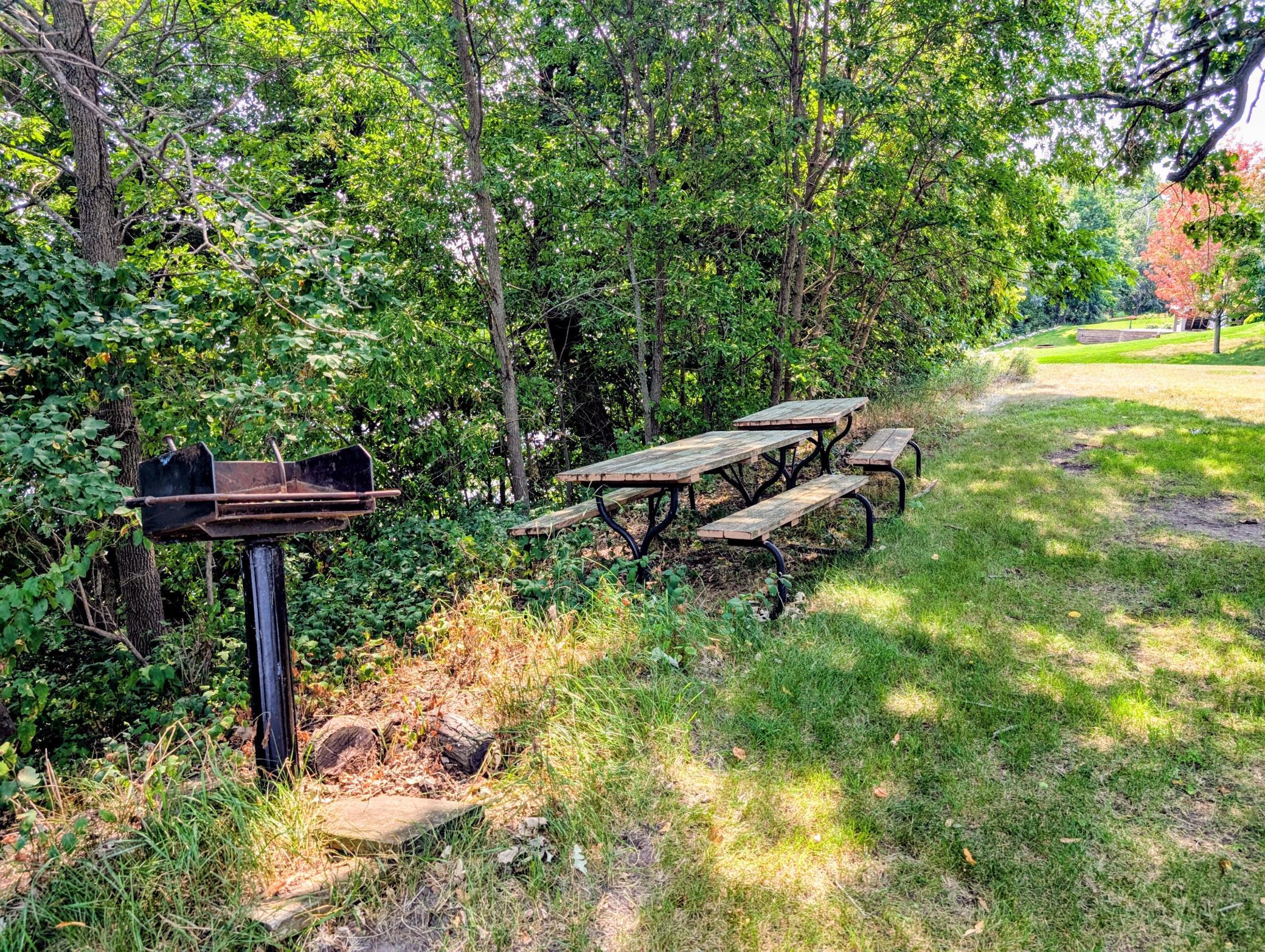 1983 single family home for sale at 1223 Terrace Court in Alexandria, MN — 4 bed, 2 bath (photo 48 of 54)