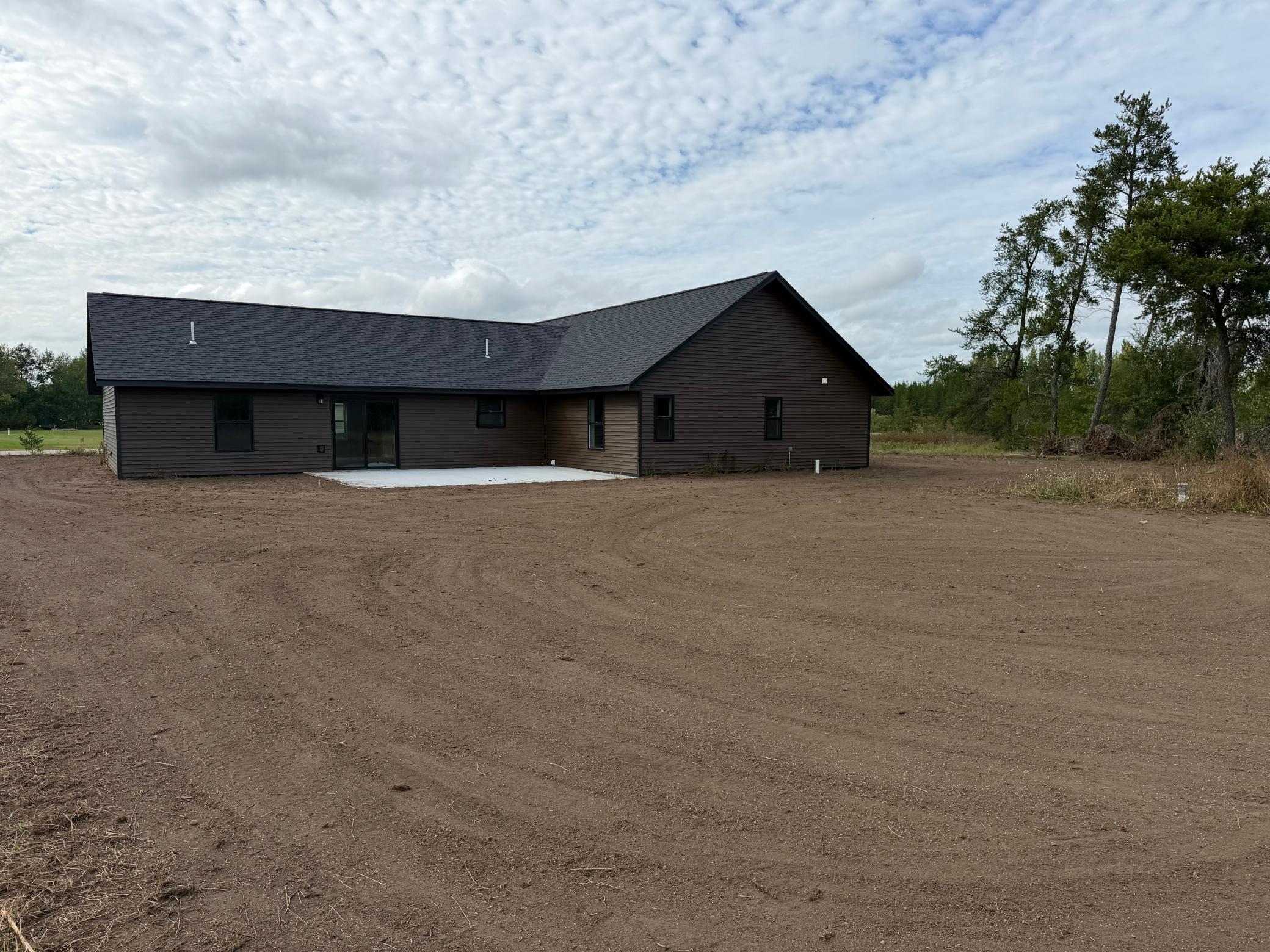2026 single family home for sale at 8110 Moidore Drive NW in Bemidji, MN — 3 bed, 2 bath (photo 2 of 7)