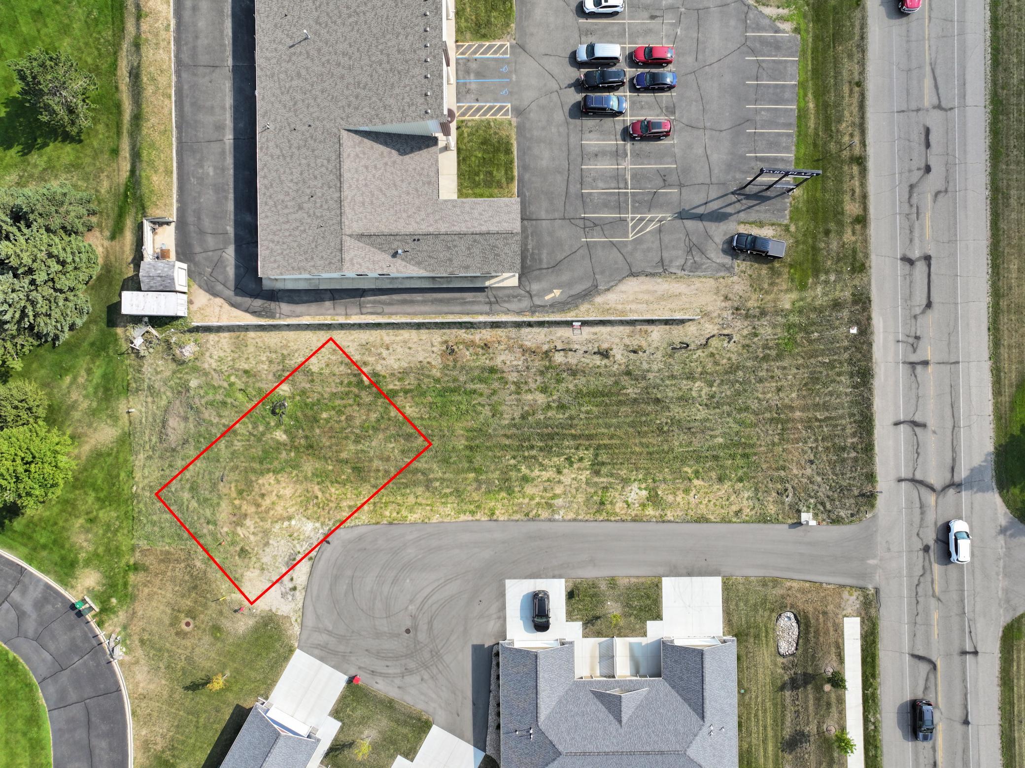 land for sale at 682-684 Voyager Drive in Alexandria, MN (photo 2 of 8)