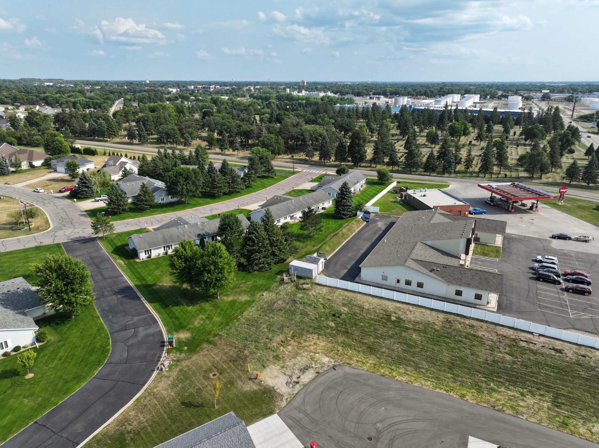 land for sale at 682-684 Voyager Drive in Alexandria, MN (photo 4 of 8)