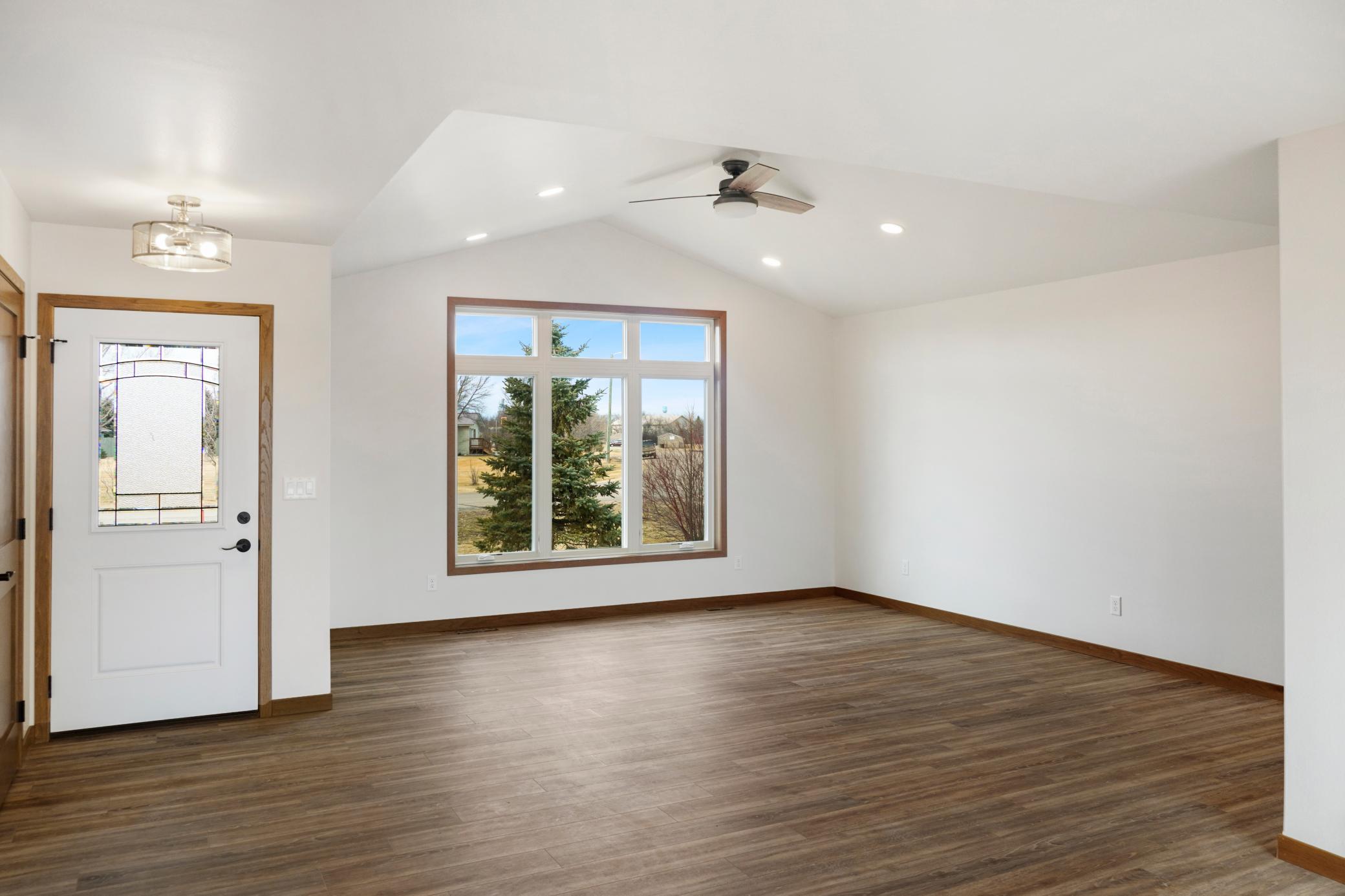 220 Lylac Circle, Forman ND 58032 - Photo 5 of 31