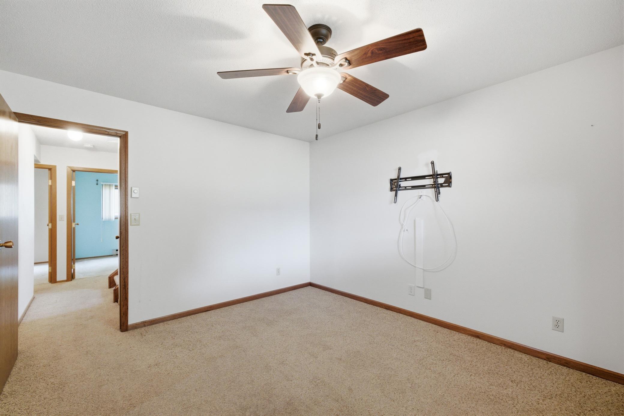 625 19th Street E, West Fargo ND 58078 - Photo 17 of 32
