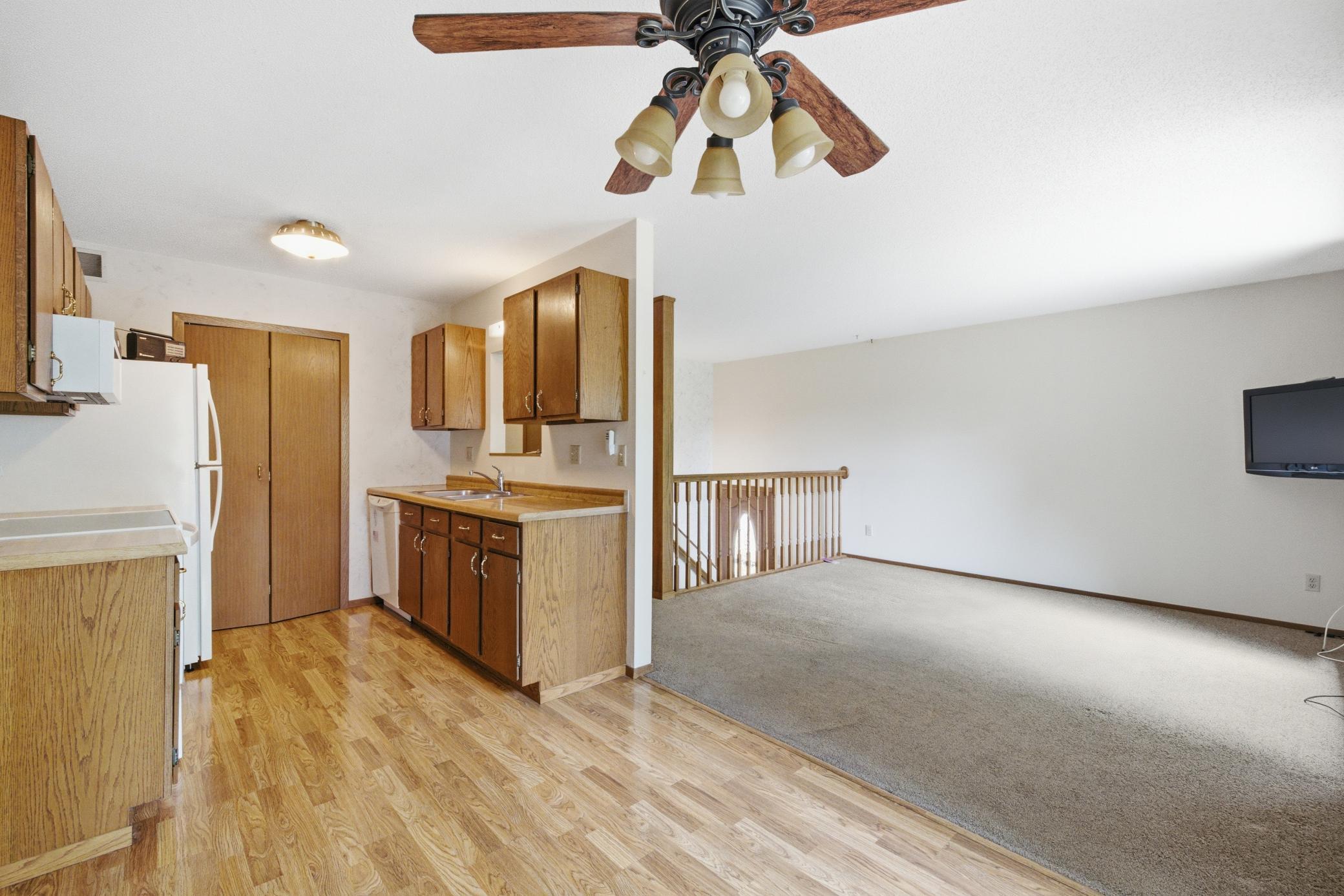 625 19th Street E, West Fargo ND 58078 - Photo 6 of 32