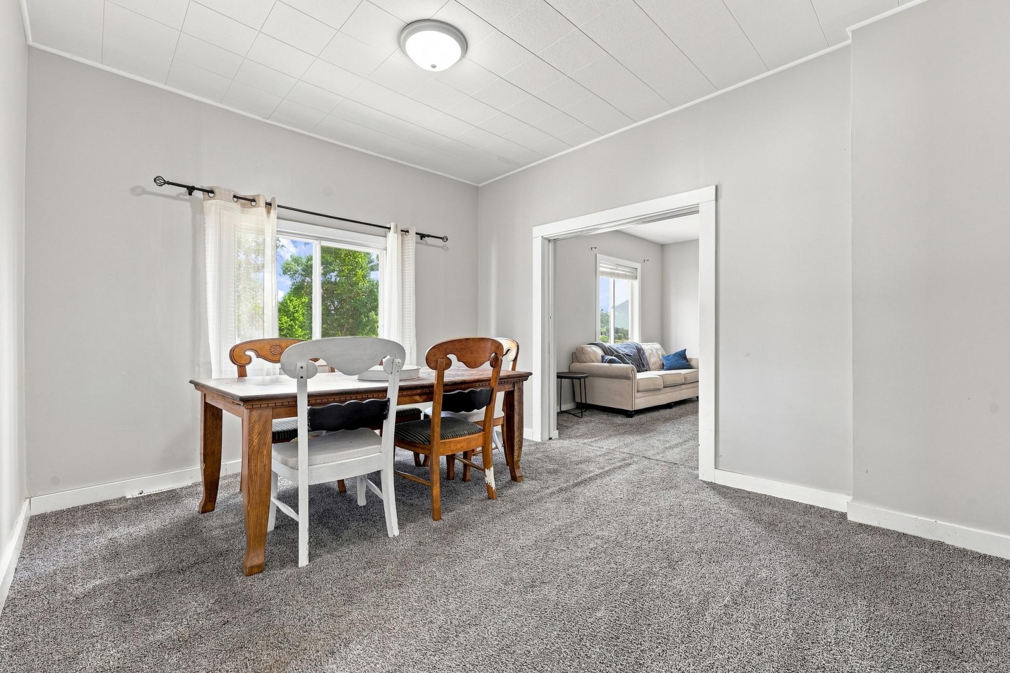 1900 single family home for sale at 802 Hobart Street in Hawley, MN — 4 bed, 2 bath (photo 13 of 36)