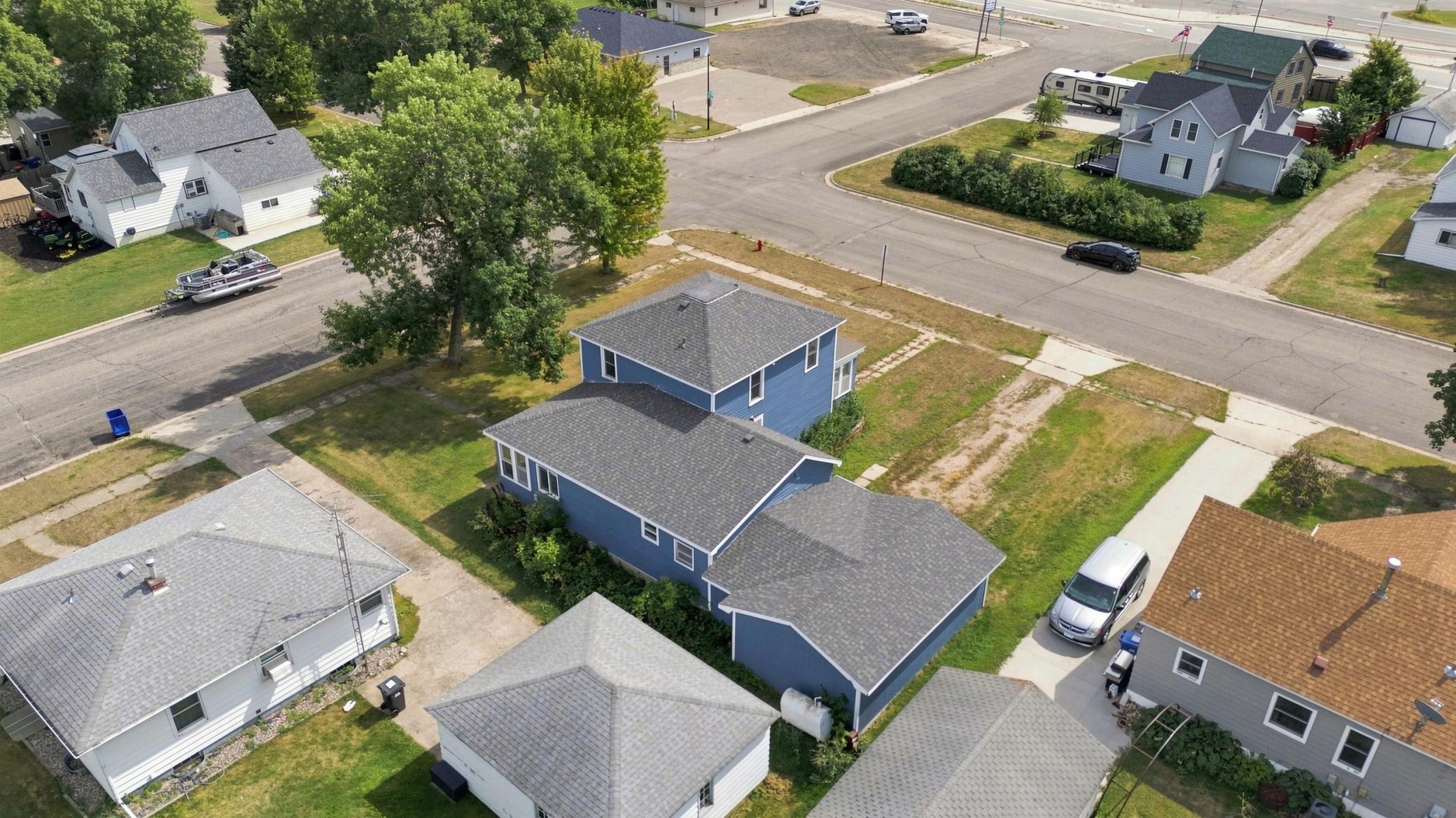 1900 single family home for sale at 802 Hobart Street in Hawley, MN — 4 bed, 2 bath (photo 28 of 36)
