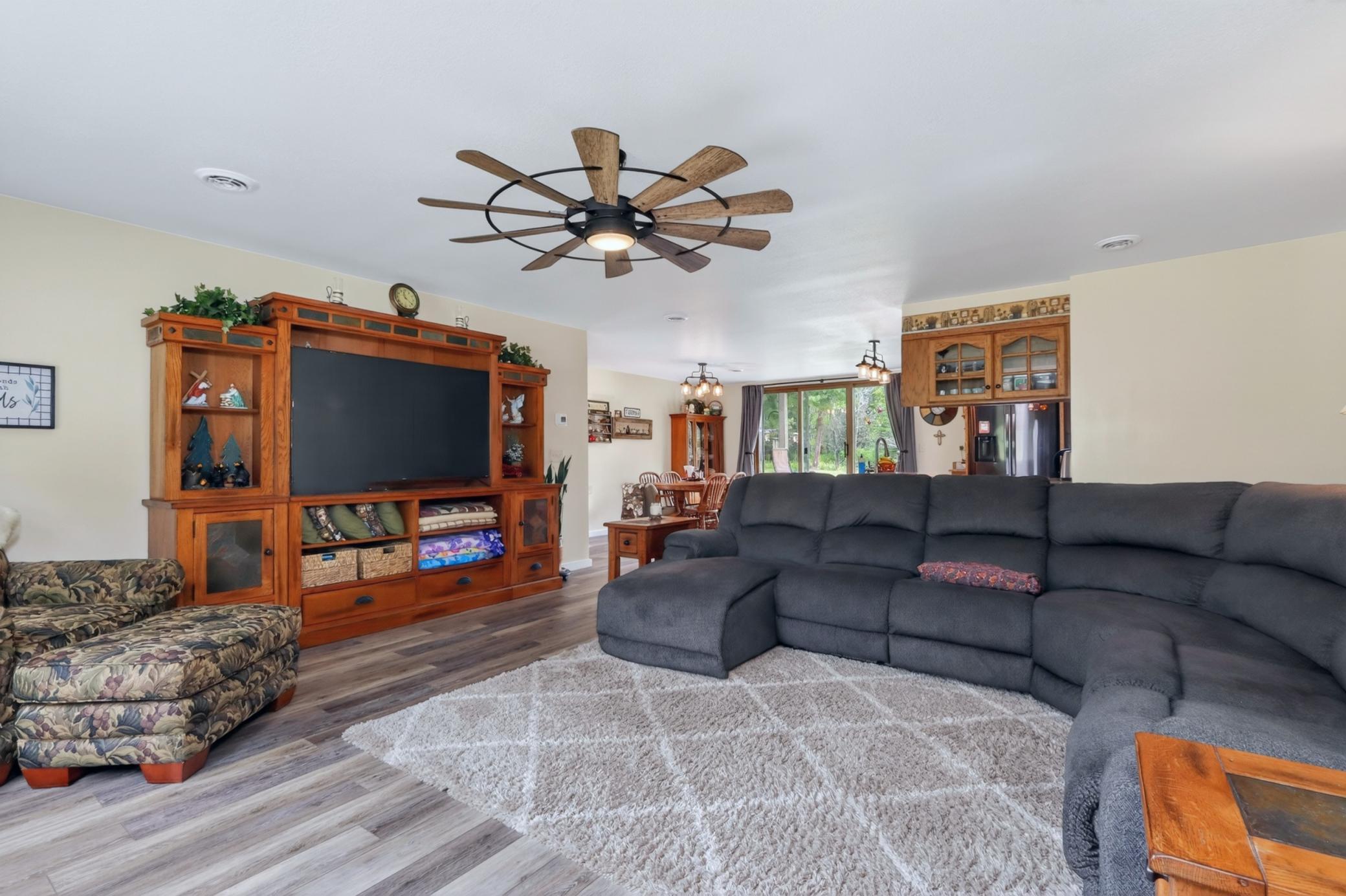 1900 single family home for sale at 32900 Wabana Road in Grand Rapids, MN — 3 bed, 3 bath (photo 8 of 29)