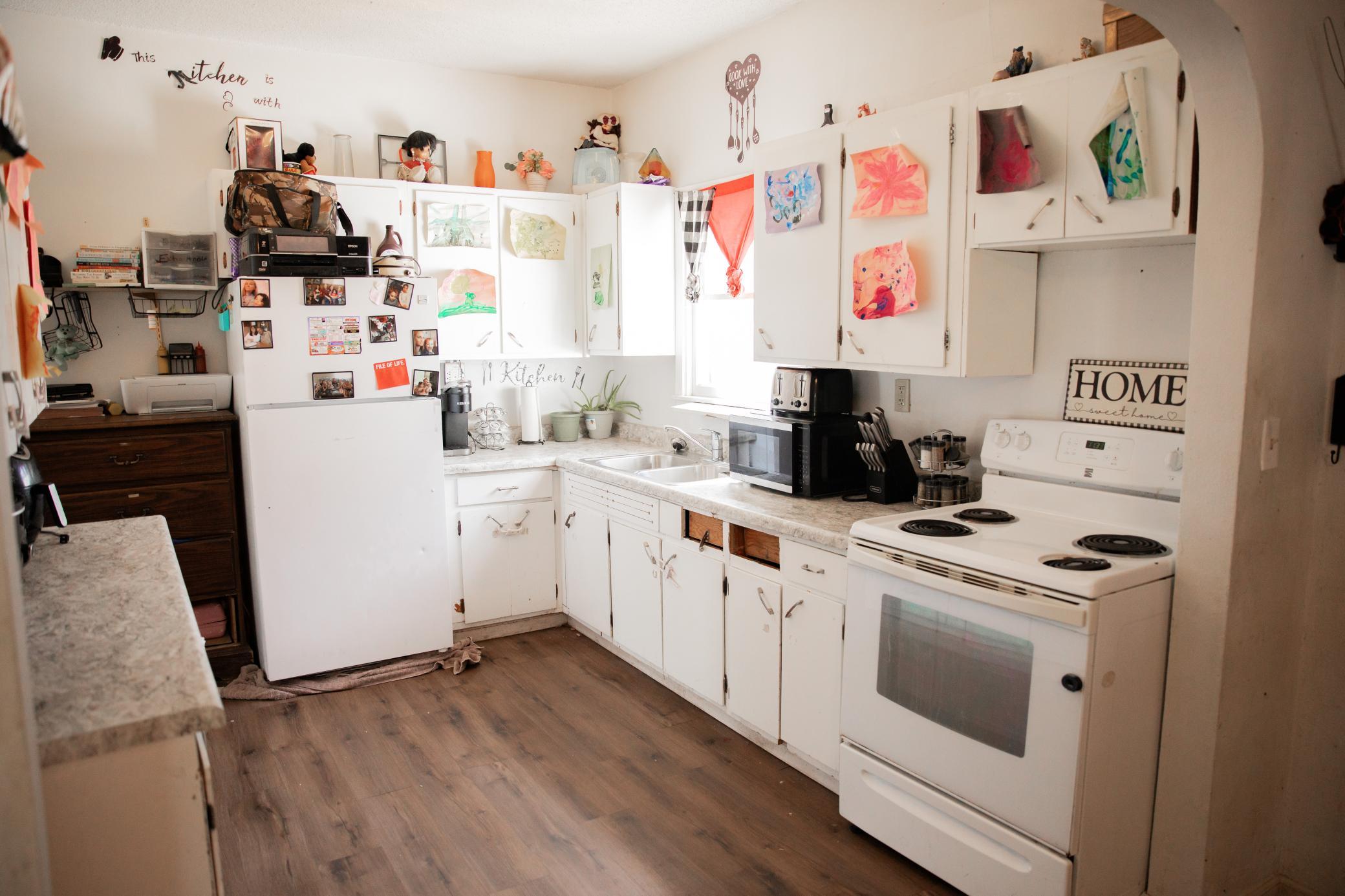 1924 single family home for sale at 203 S Main Street in Gwinner, ND — 3 bed, 2 bath (photo 2 of 37)