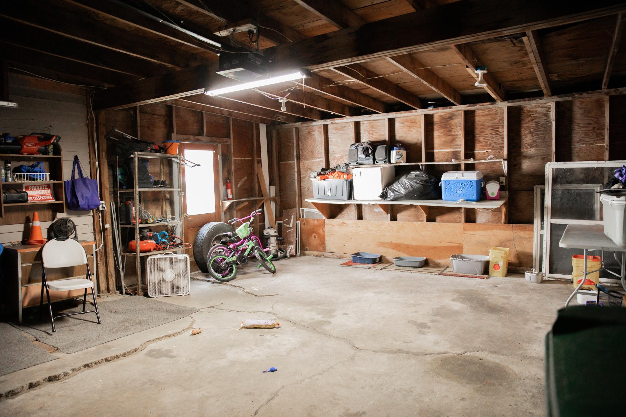 1924 single family home for sale at 203 S Main Street in Gwinner, ND — 3 bed, 2 bath (photo 36 of 37)