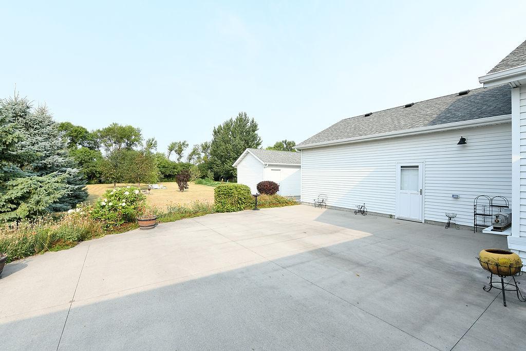 520 2nd Avenue S, Kindred ND 58051 - Photo 5 of 52