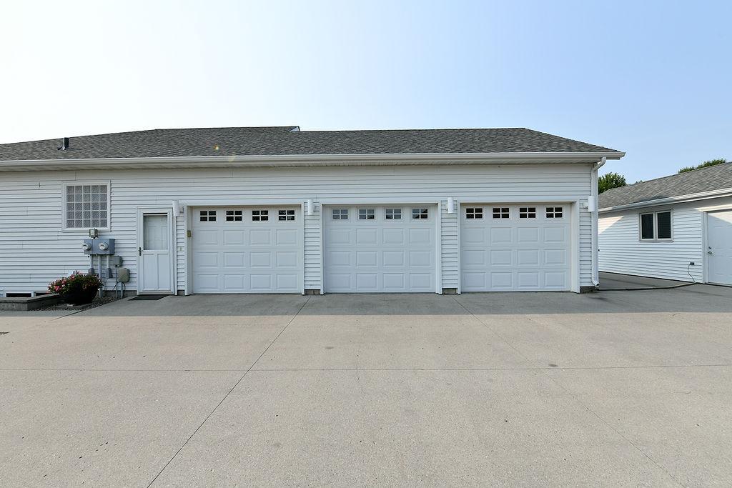 520 2nd Avenue S, Kindred ND 58051 - Photo 6 of 52