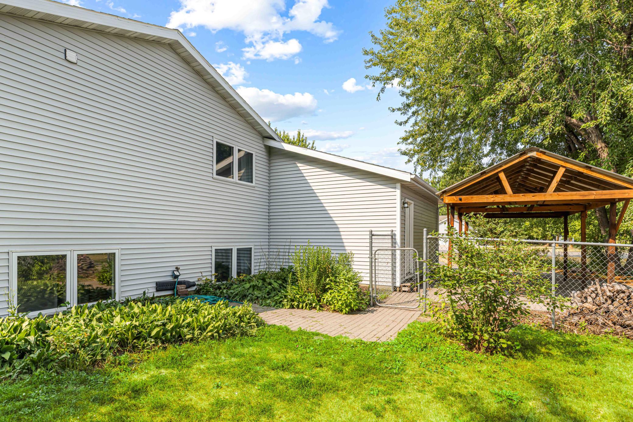 902 76th Avenue S, Fargo ND 58104 - Photo 34 of 57
