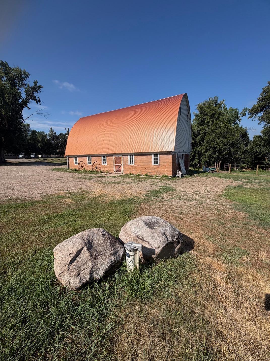 1980 single family home for sale at 38151 County Highway 35 in Dent, MN — 1 bed, 1 bath (photo 15 of 38)