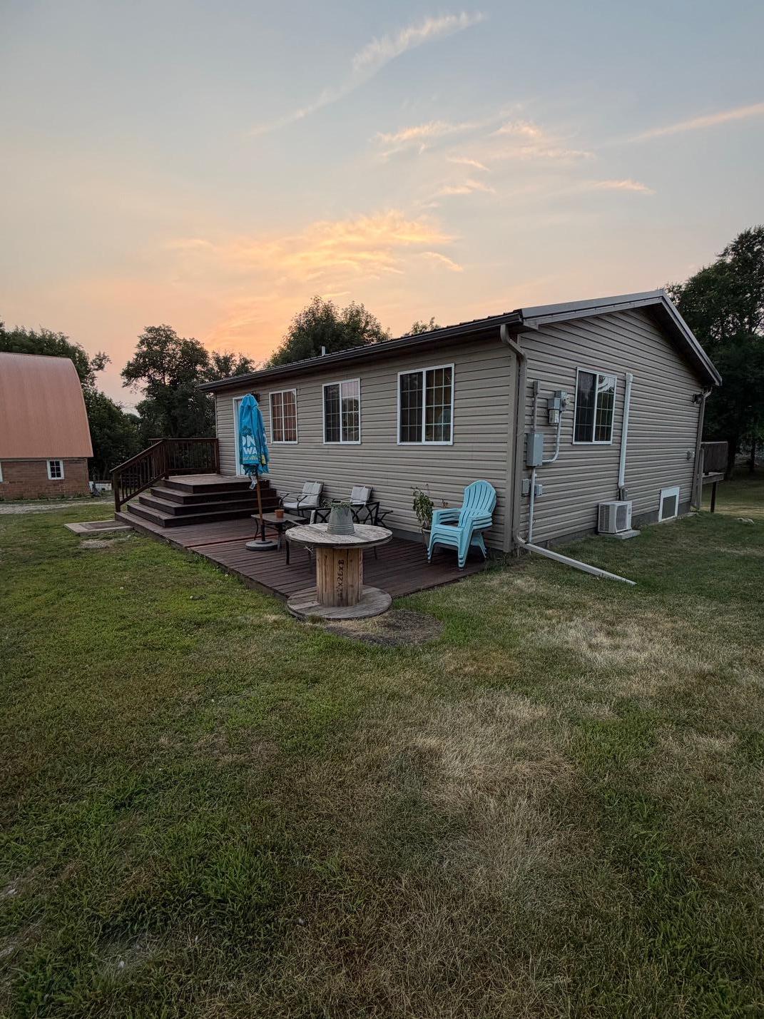 1980 single family home for sale at 38151 County Highway 35 in Dent, MN — 1 bed, 1 bath (photo 4 of 38)