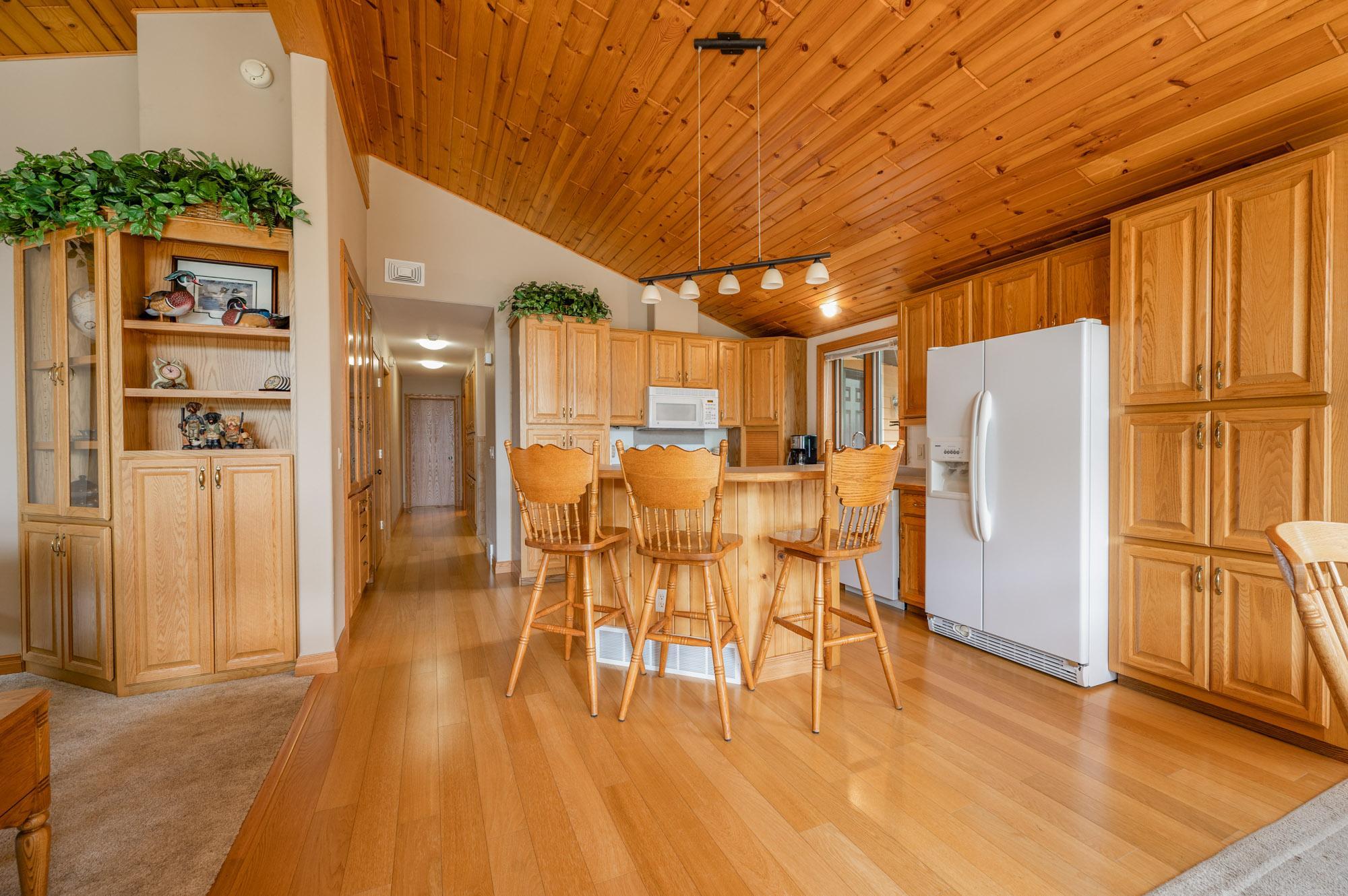 2006 single family home for sale at 46726 County Road 133 in Deer River, MN — 4 bed, 4 bath (photo 13 of 50)