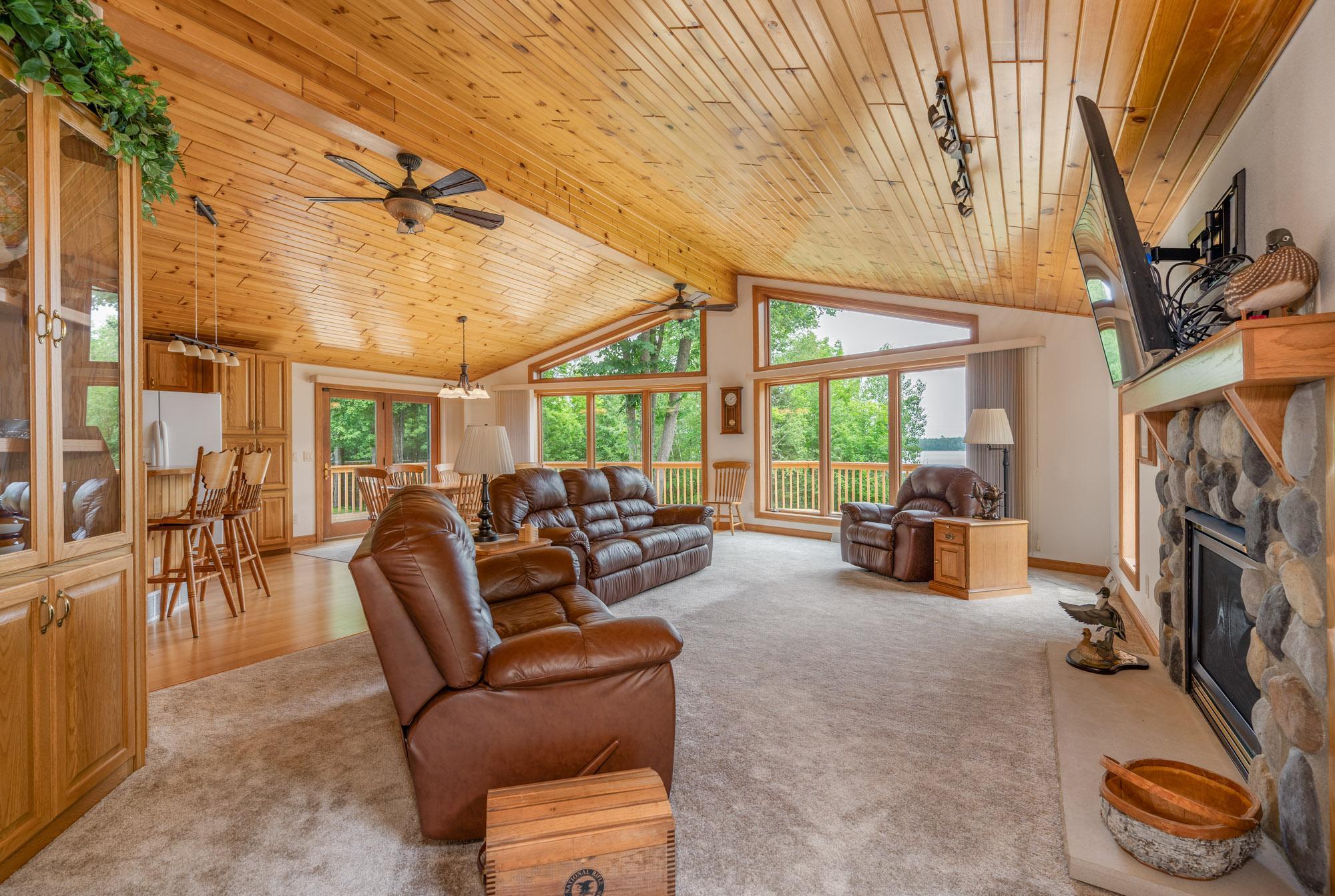2006 single family home for sale at 46726 County Road 133 in Deer River, MN — 4 bed, 4 bath (photo 16 of 50)