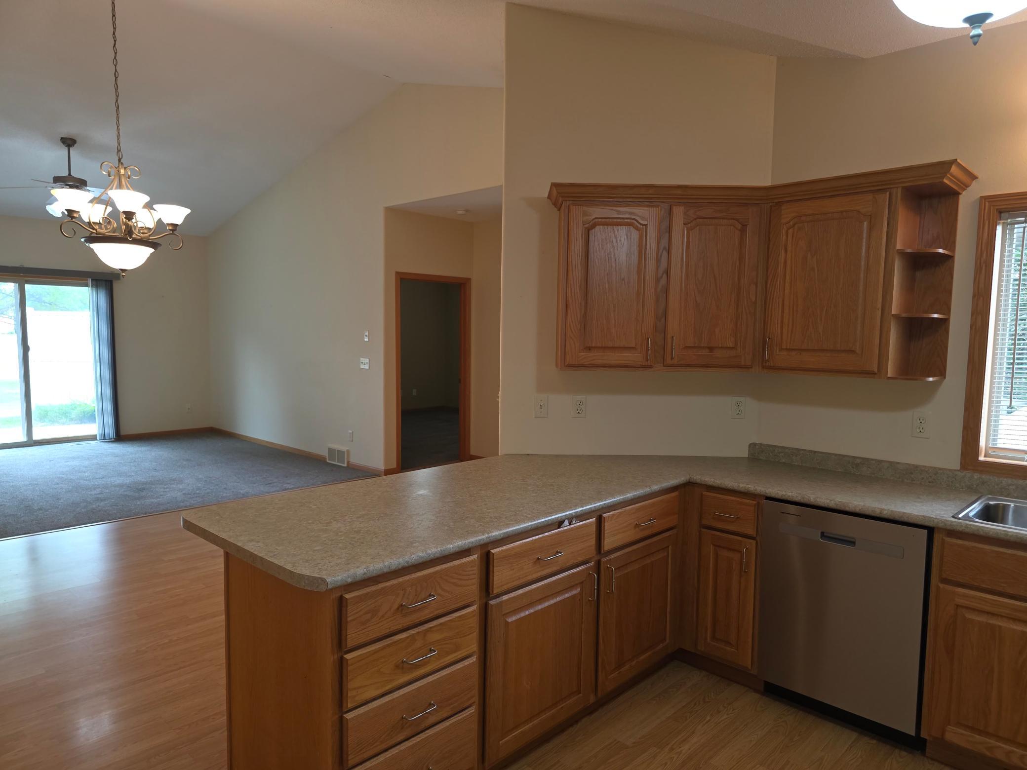 972 33rd Street S, Moorhead MN 56560 - Photo 16 of 35