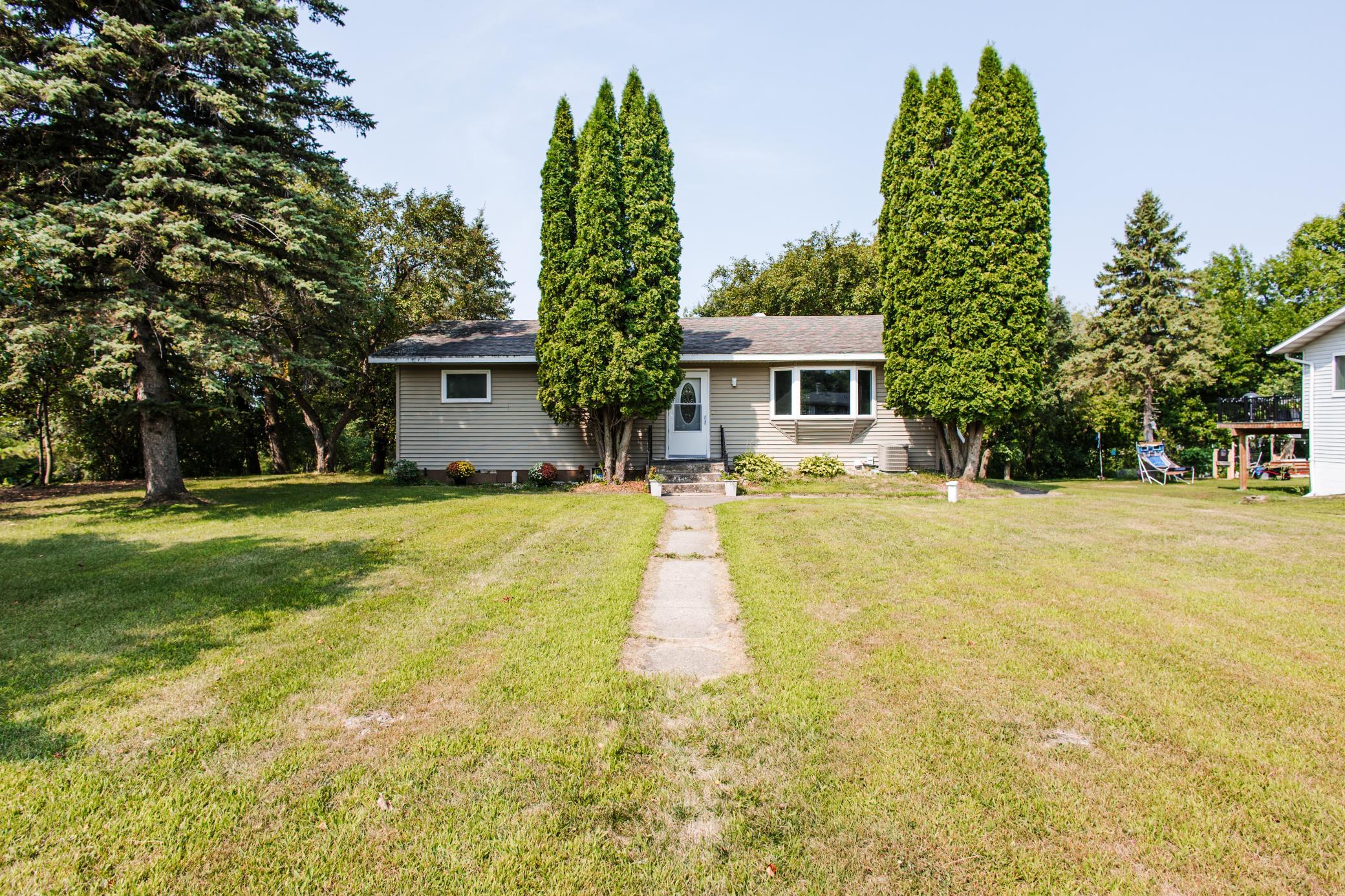 1971 single family home for sale at 1213 Riverside Drive in Detroit Lakes, MN — 3 bed, 1 bath (photo 2 of 61)
