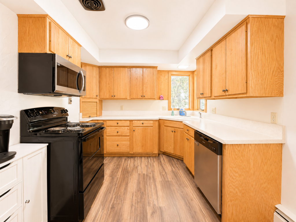 515 NW 6th Street, Grand Rapids MN 55744 - Photo 2 of 29