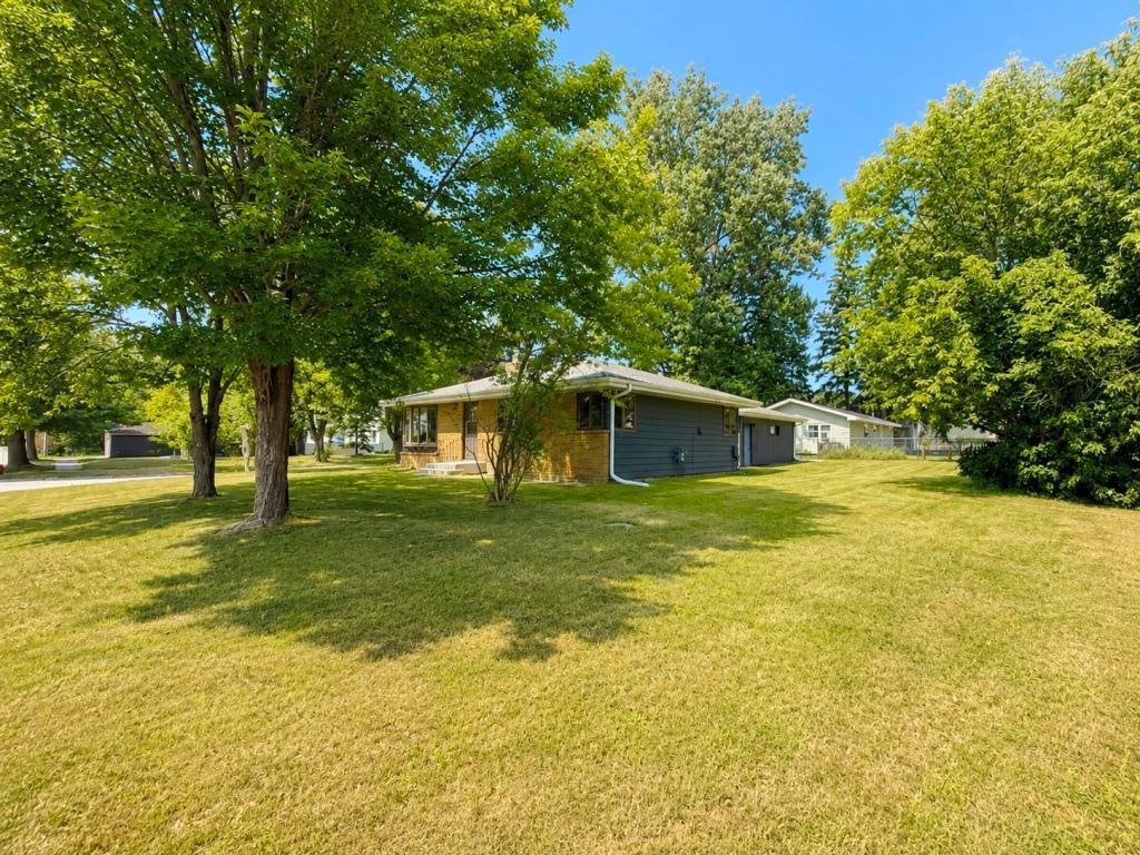 515 NW 6th Street, Grand Rapids MN 55744 - Photo 27 of 29