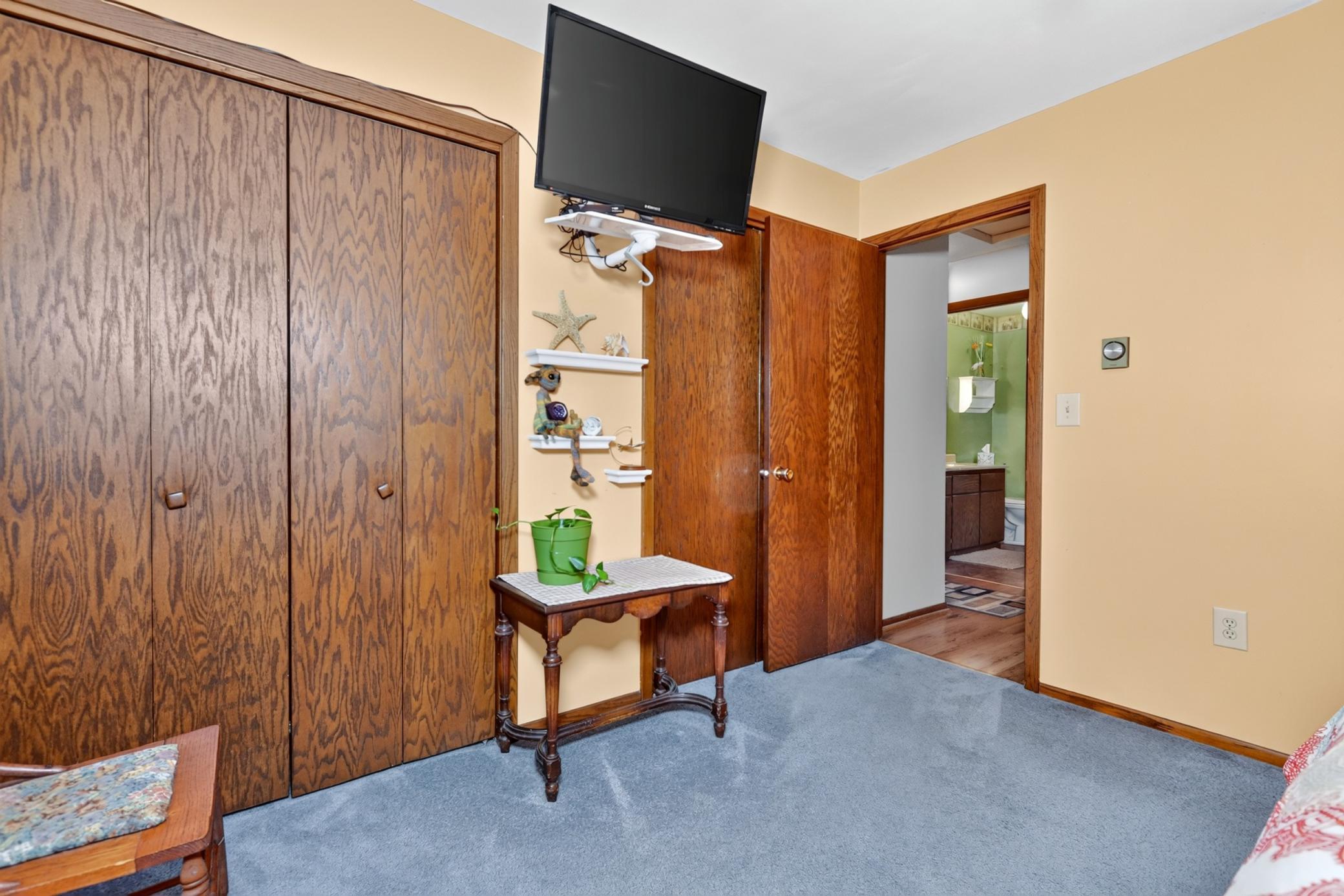 1976 single family home for sale at 2452 Deschepper Drive in Grand Rapids, MN — 4 bed, 2 bath (photo 18 of 47)
