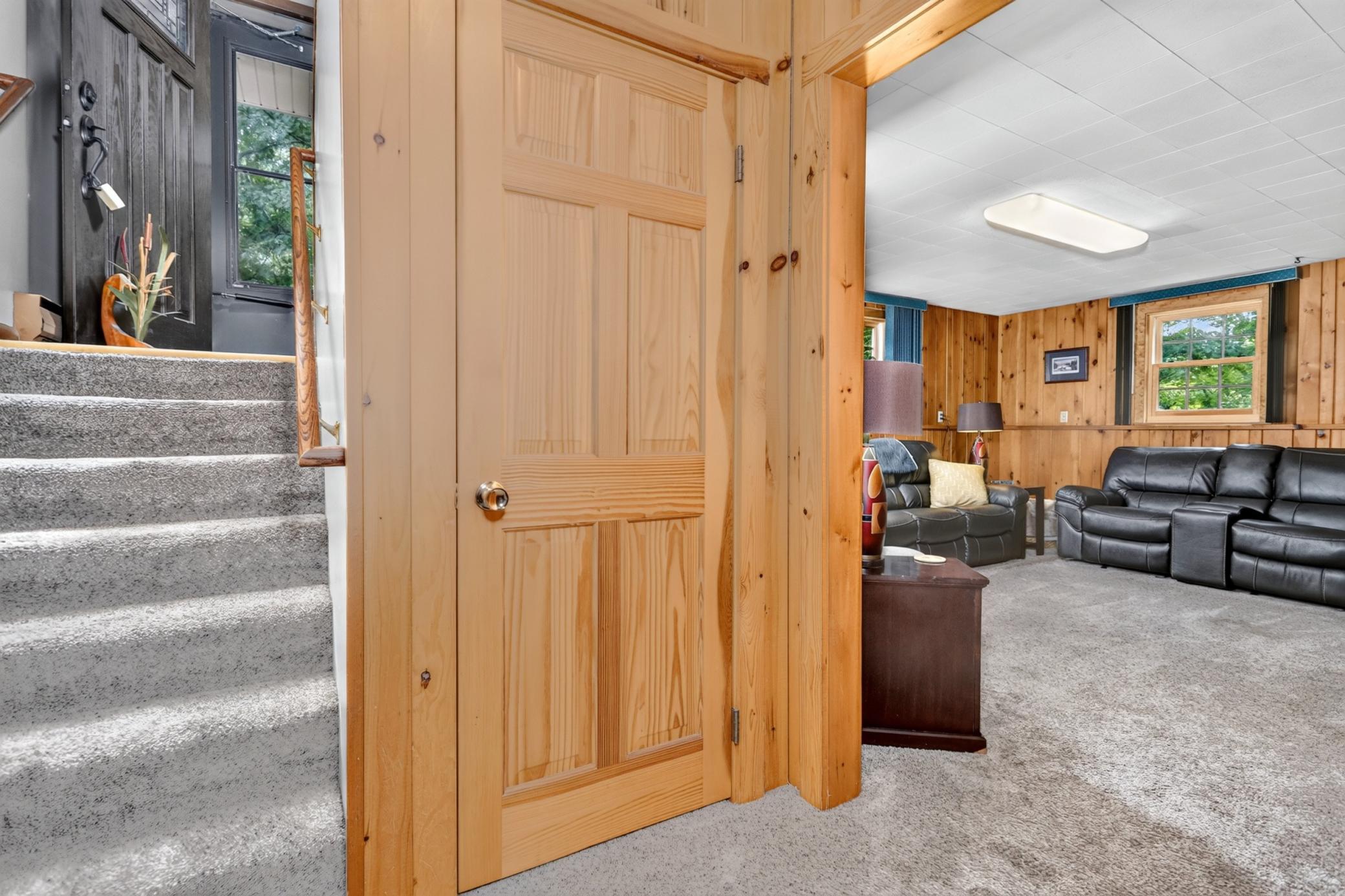 1976 single family home for sale at 2452 Deschepper Drive in Grand Rapids, MN — 4 bed, 2 bath (photo 21 of 47)