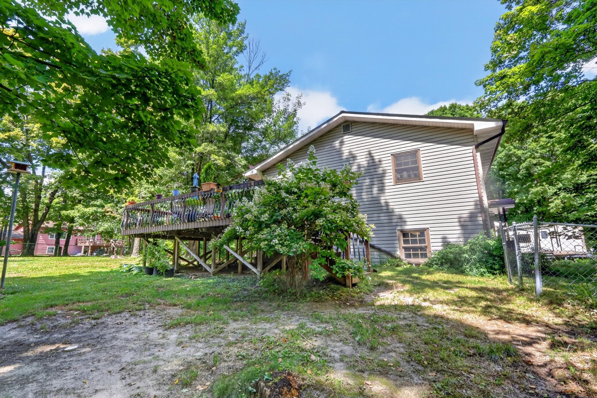 1976 single family home for sale at 2452 Deschepper Drive in Grand Rapids, MN — 4 bed, 2 bath (photo 41 of 47)