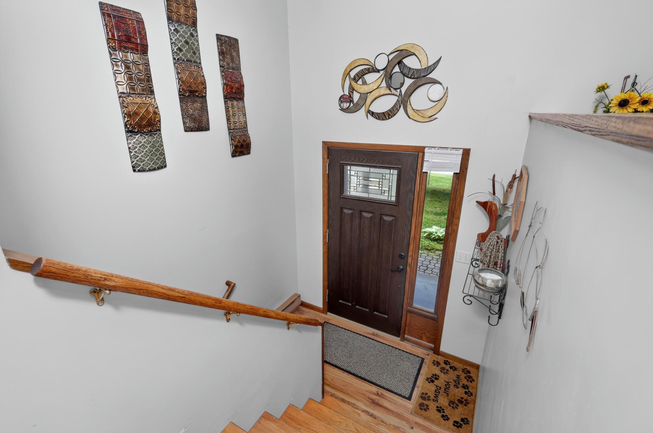 1976 single family home for sale at 2452 Deschepper Drive in Grand Rapids, MN — 4 bed, 2 bath (photo 8 of 47)