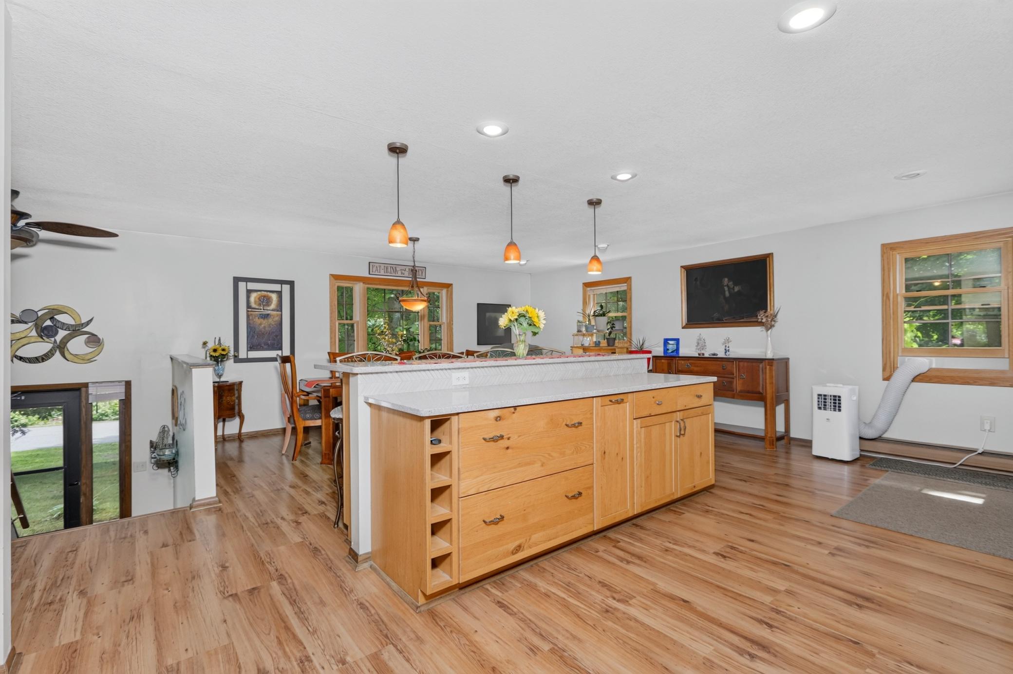 1976 single family home for sale at 2452 Deschepper Drive in Grand Rapids, MN — 4 bed, 2 bath (photo 9 of 47)