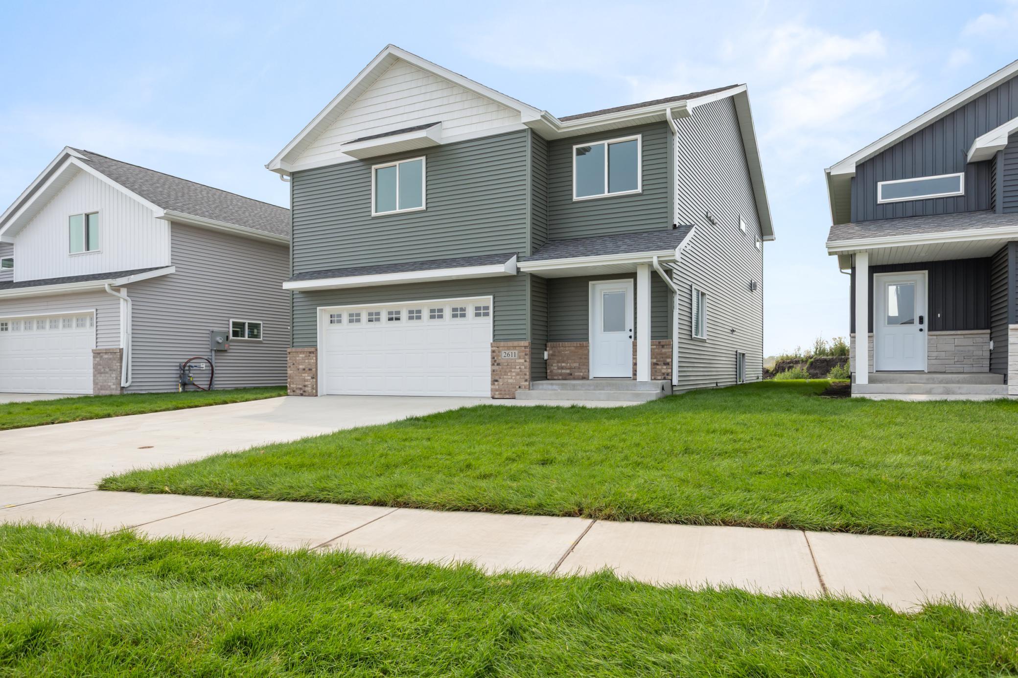 2611 38 Avenue S, Moorhead MN 56560 - Photo 37 of 38