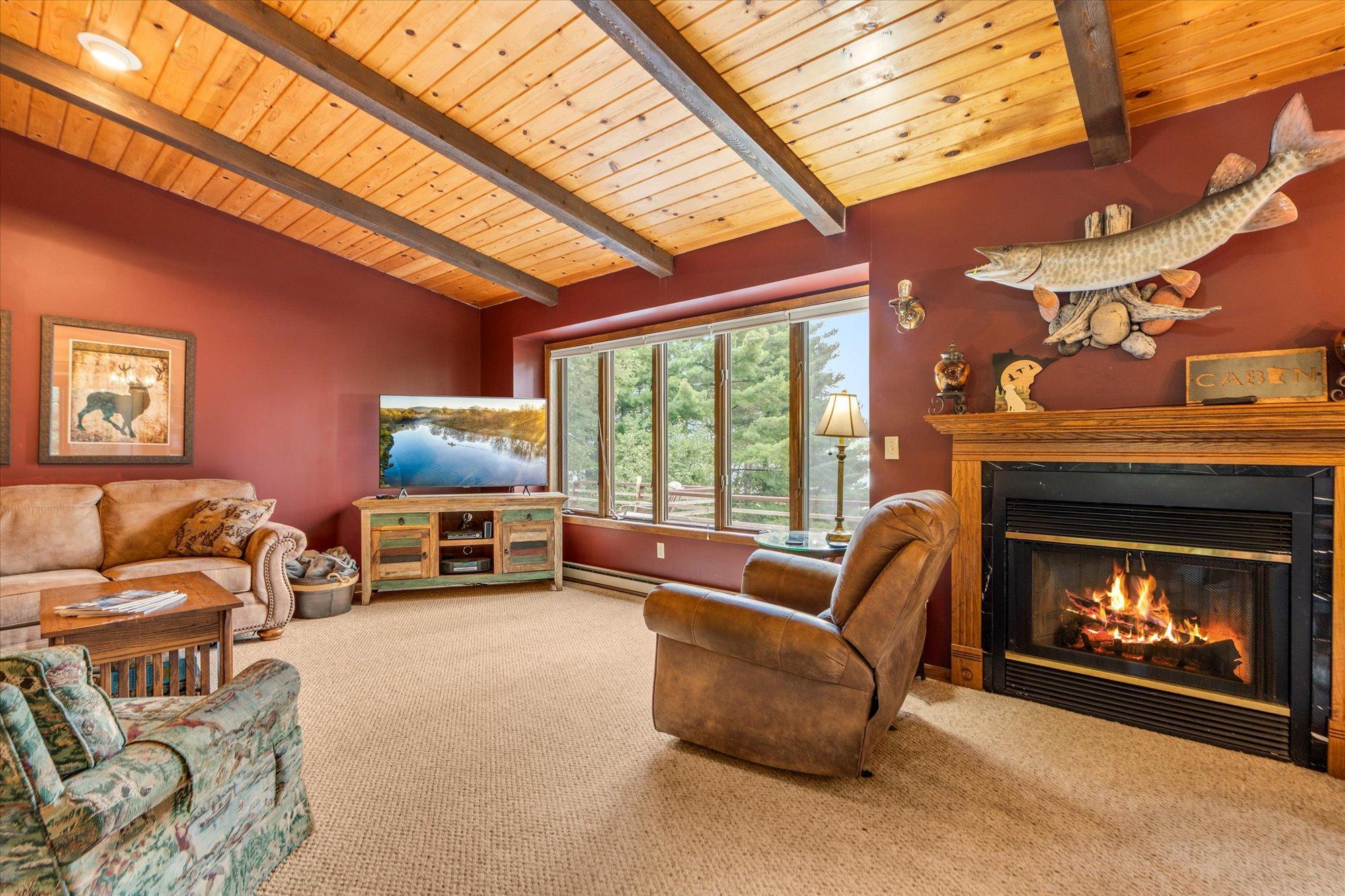 1974 single family home for sale at 29270 Huxtable Point Road in Merrifield, MN — 3 bed, 2 bath (photo 12 of 47)