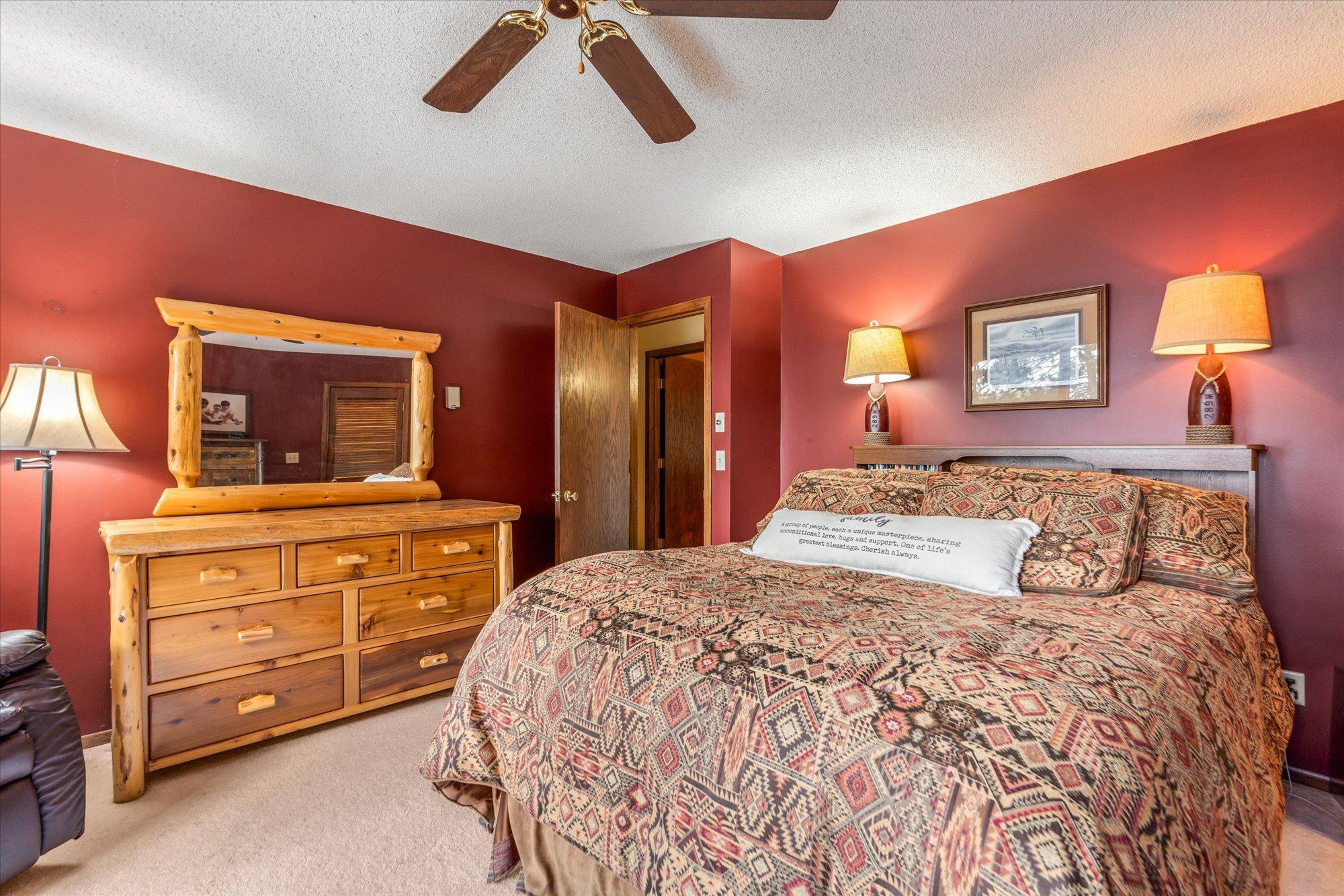 1974 single family home for sale at 29270 Huxtable Point Road in Merrifield, MN — 3 bed, 2 bath (photo 16 of 47)