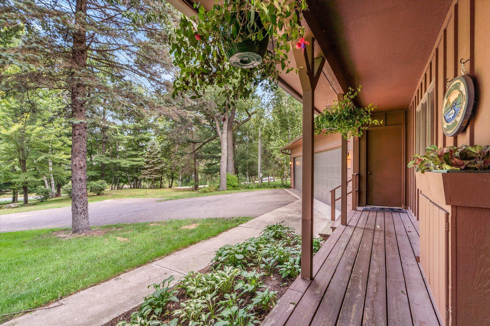 1974 single family home for sale at 29270 Huxtable Point Road in Merrifield, MN — 3 bed, 2 bath (photo 23 of 47)