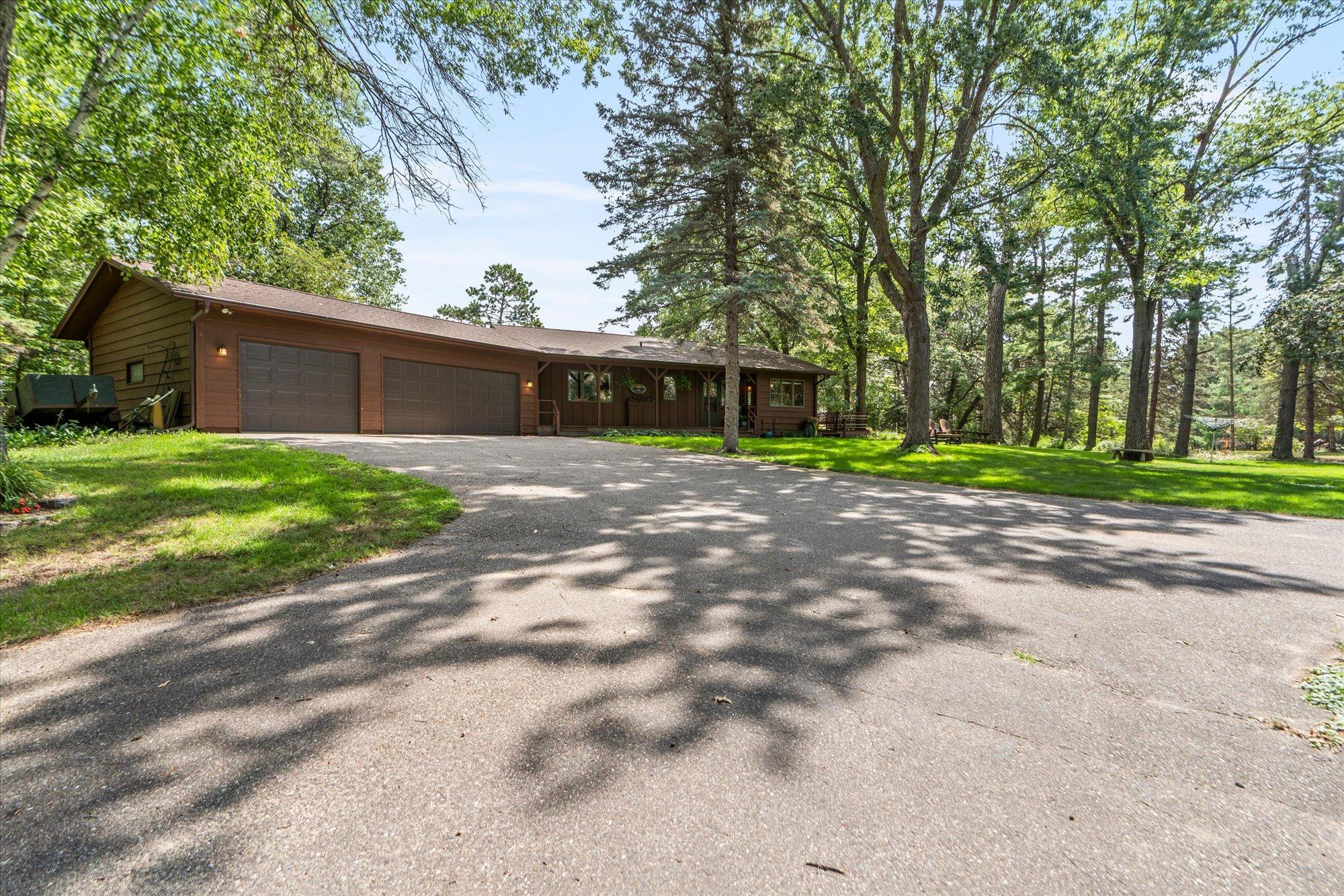 1974 single family home for sale at 29270 Huxtable Point Road in Merrifield, MN — 3 bed, 2 bath (photo 24 of 47)