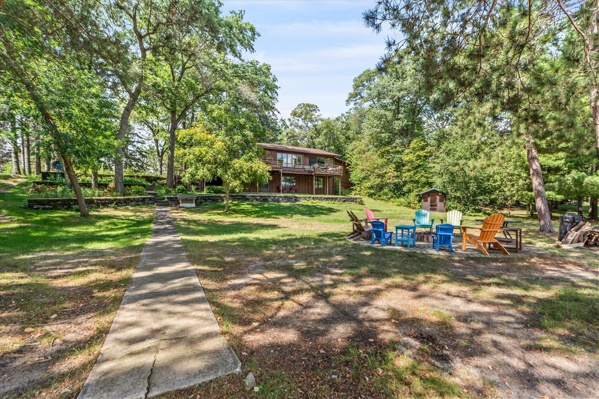 1974 single family home for sale at 29270 Huxtable Point Road in Merrifield, MN — 3 bed, 2 bath (photo 32 of 47)