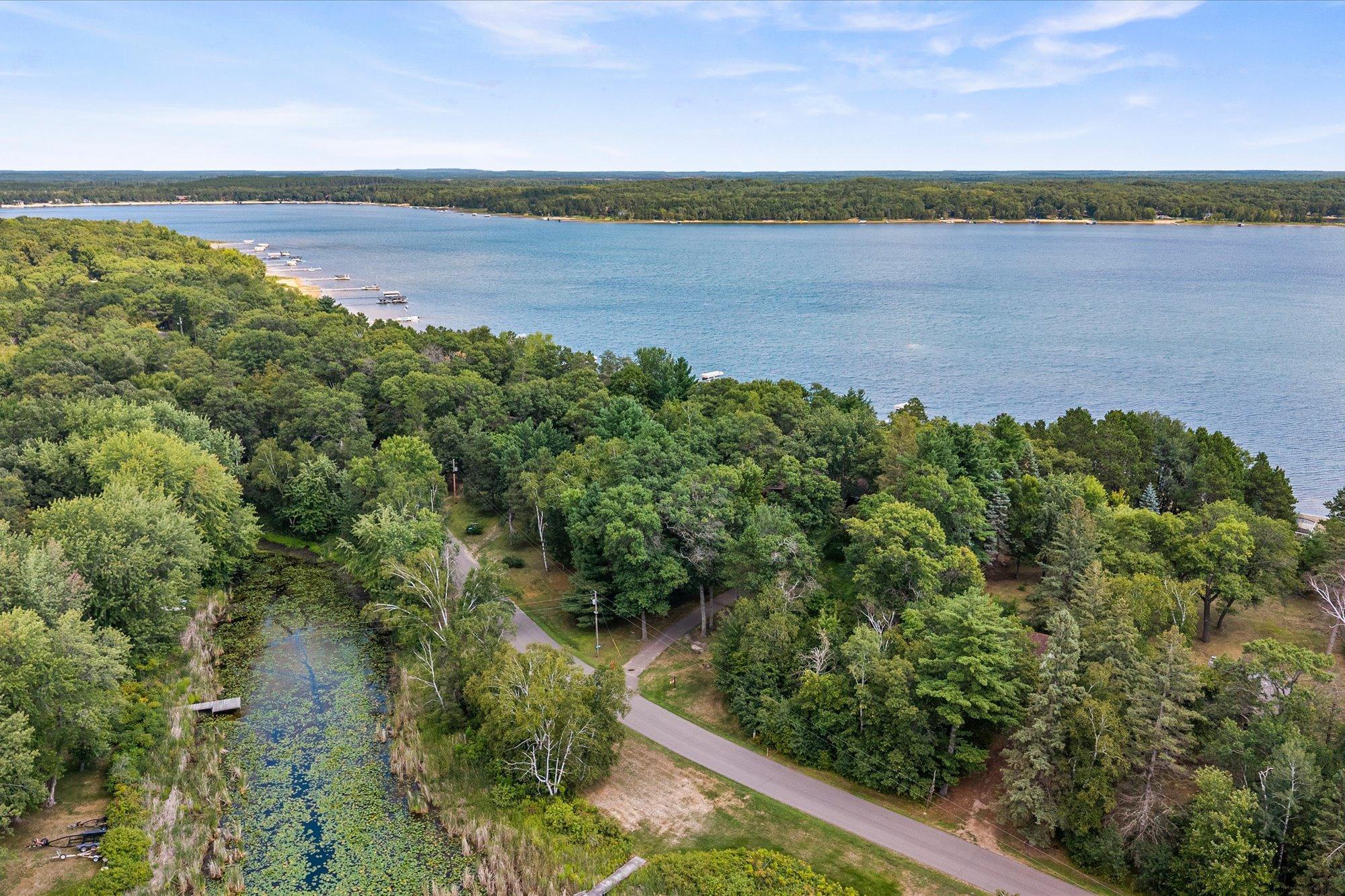 1974 single family home for sale at 29270 Huxtable Point Road in Merrifield, MN — 3 bed, 2 bath (photo 41 of 47)
